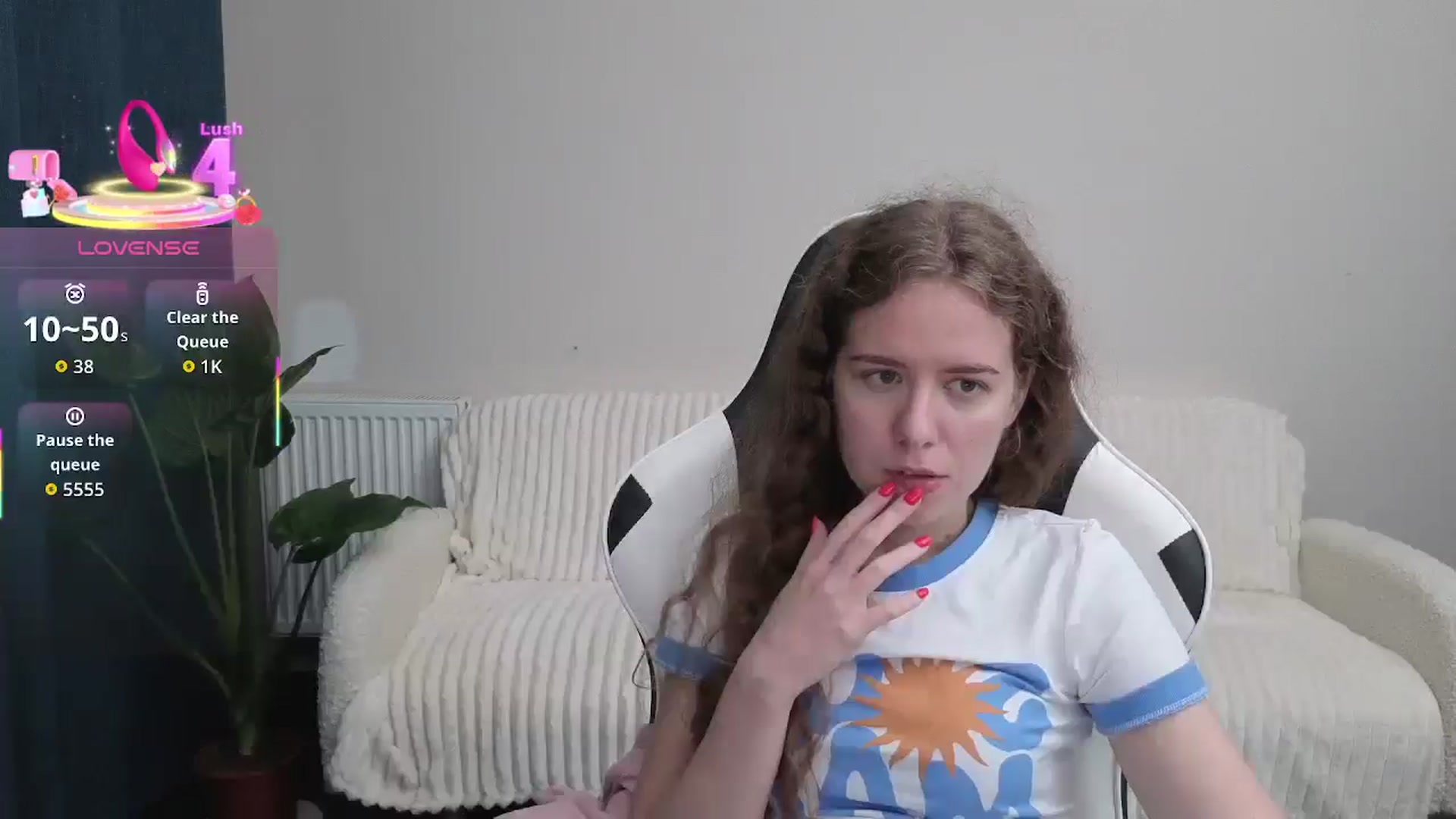 Gallery image thumbnail from BlueFlowerr's myfreecams stream on, 09/17/2025, 17:39 image 3 of 20