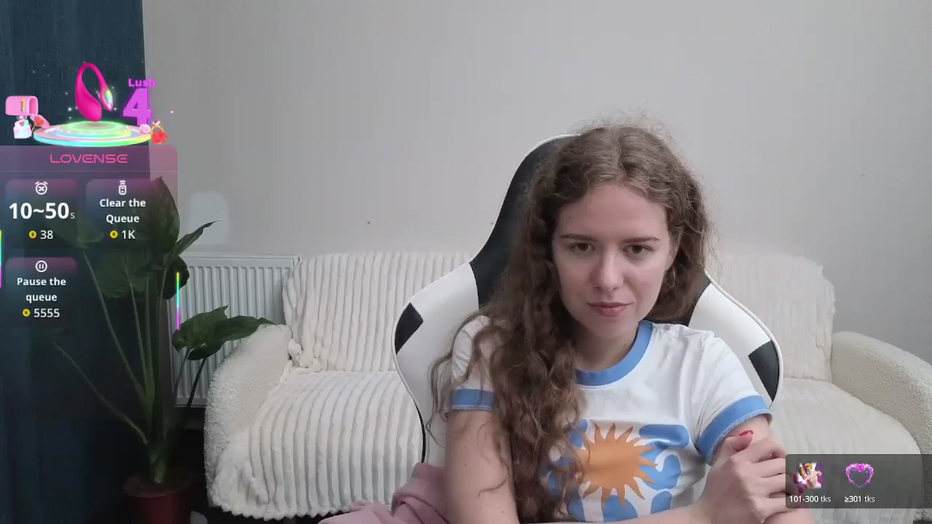 Gallery image thumbnail from BlueFlowerr's myfreecams stream on, 09/17/2025, 17:39 image 2 of 20