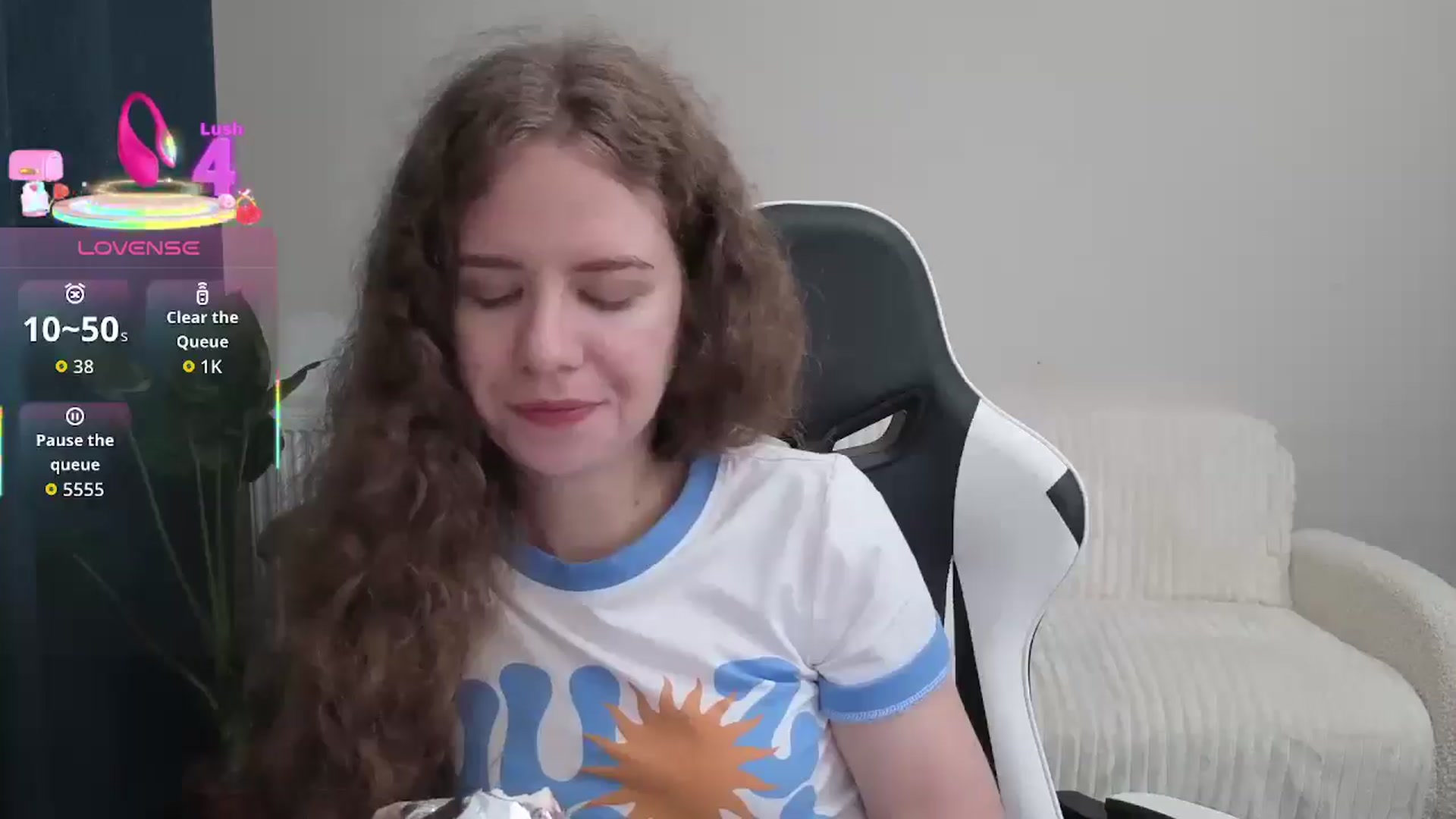 Gallery image thumbnail from BlueFlowerr's myfreecams stream on, 09/17/2025, 19:54 image 11 of 20