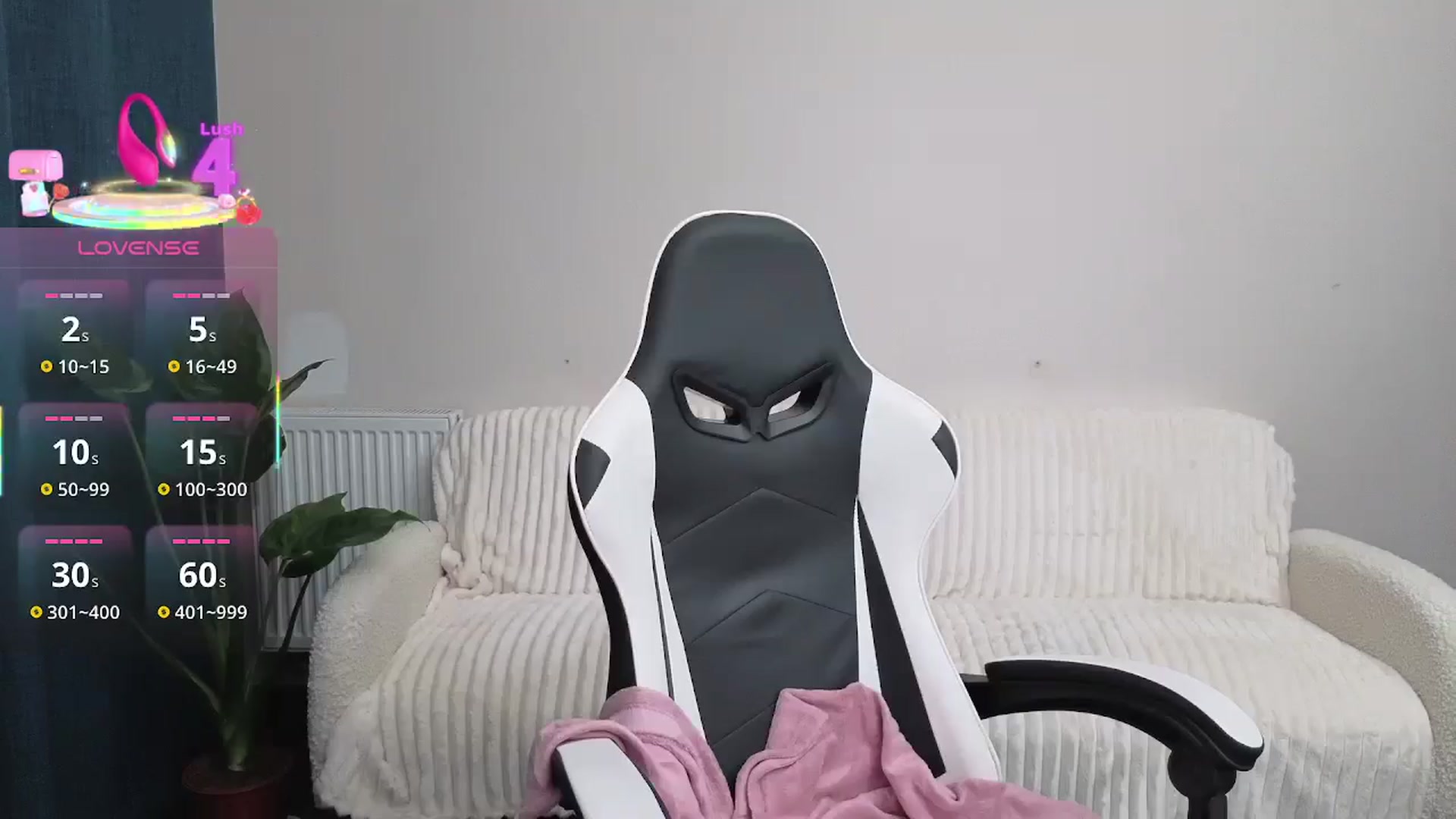 Gallery image thumbnail from BlueFlowerr's myfreecams stream on, 09/17/2025, 19:54 image 19 of 20