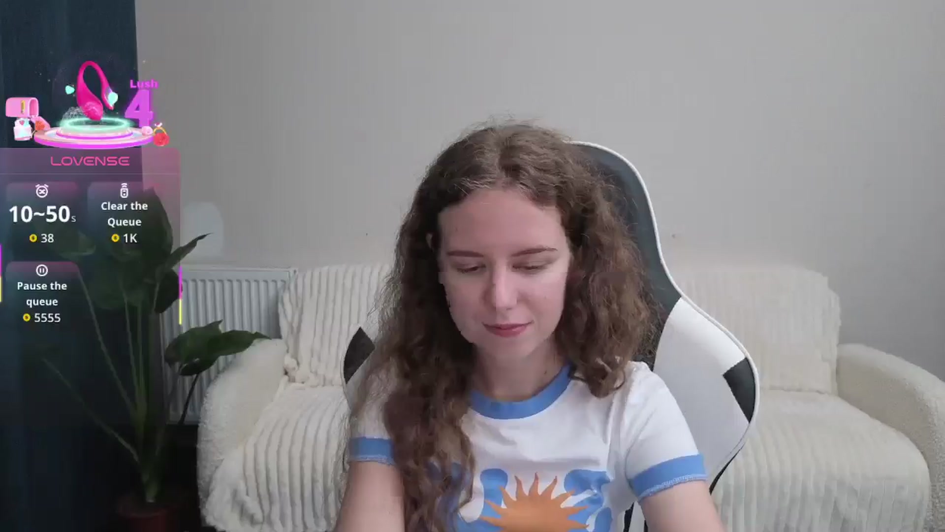 Gallery image thumbnail from BlueFlowerr's myfreecams stream on, 09/17/2025, 22:26 image 3 of 20