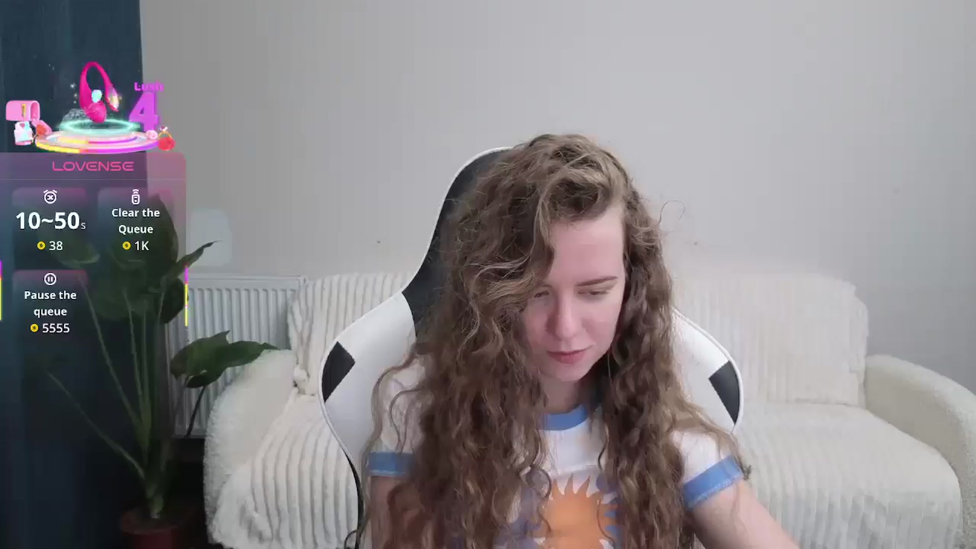 Gallery image thumbnail from BlueFlowerr's myfreecams stream on, 09/17/2025, 22:26 image 6 of 20