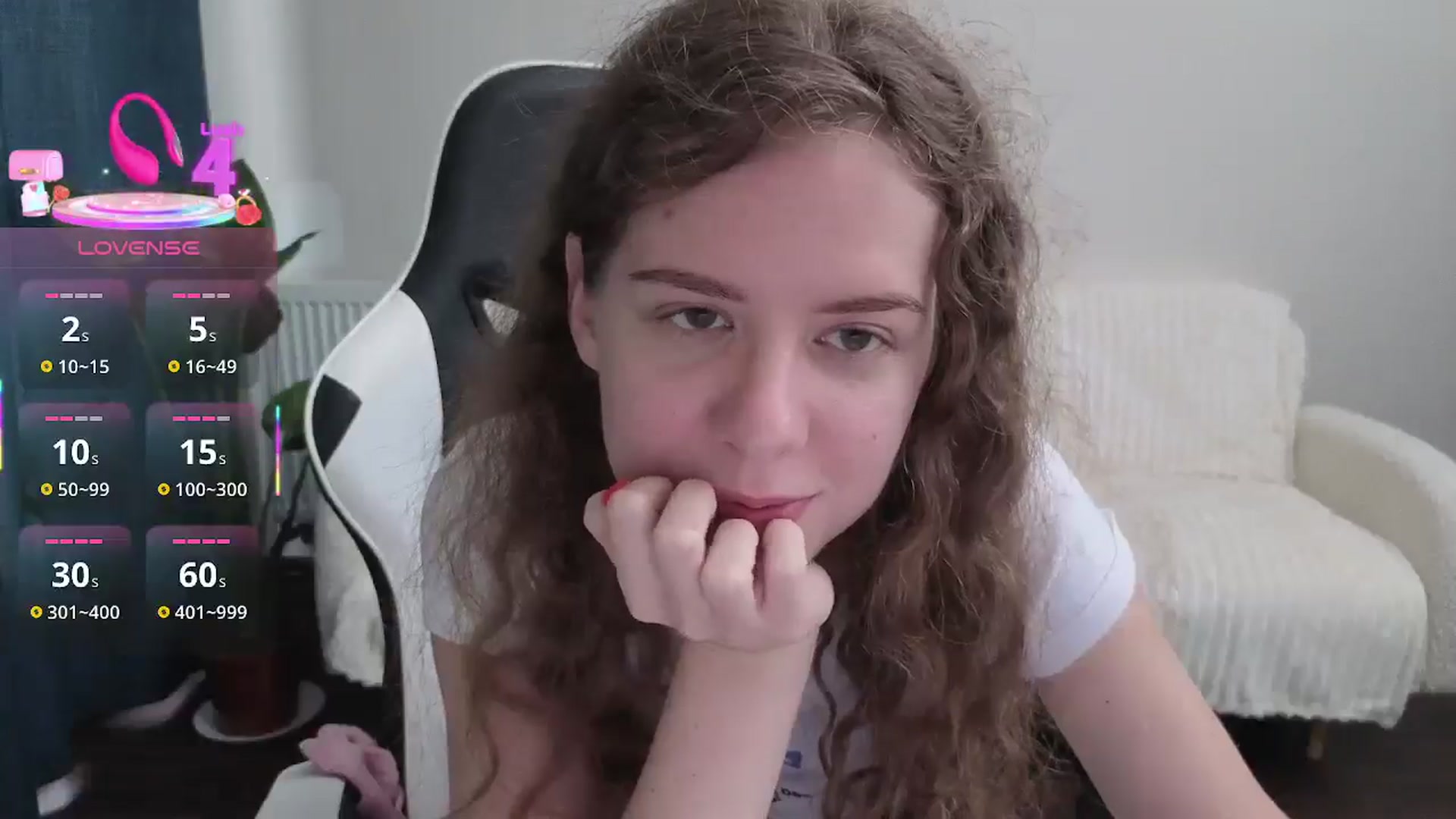 Gallery image thumbnail from BlueFlowerr's myfreecams stream on, 09/18/2025, 14:42 image 3 of 20