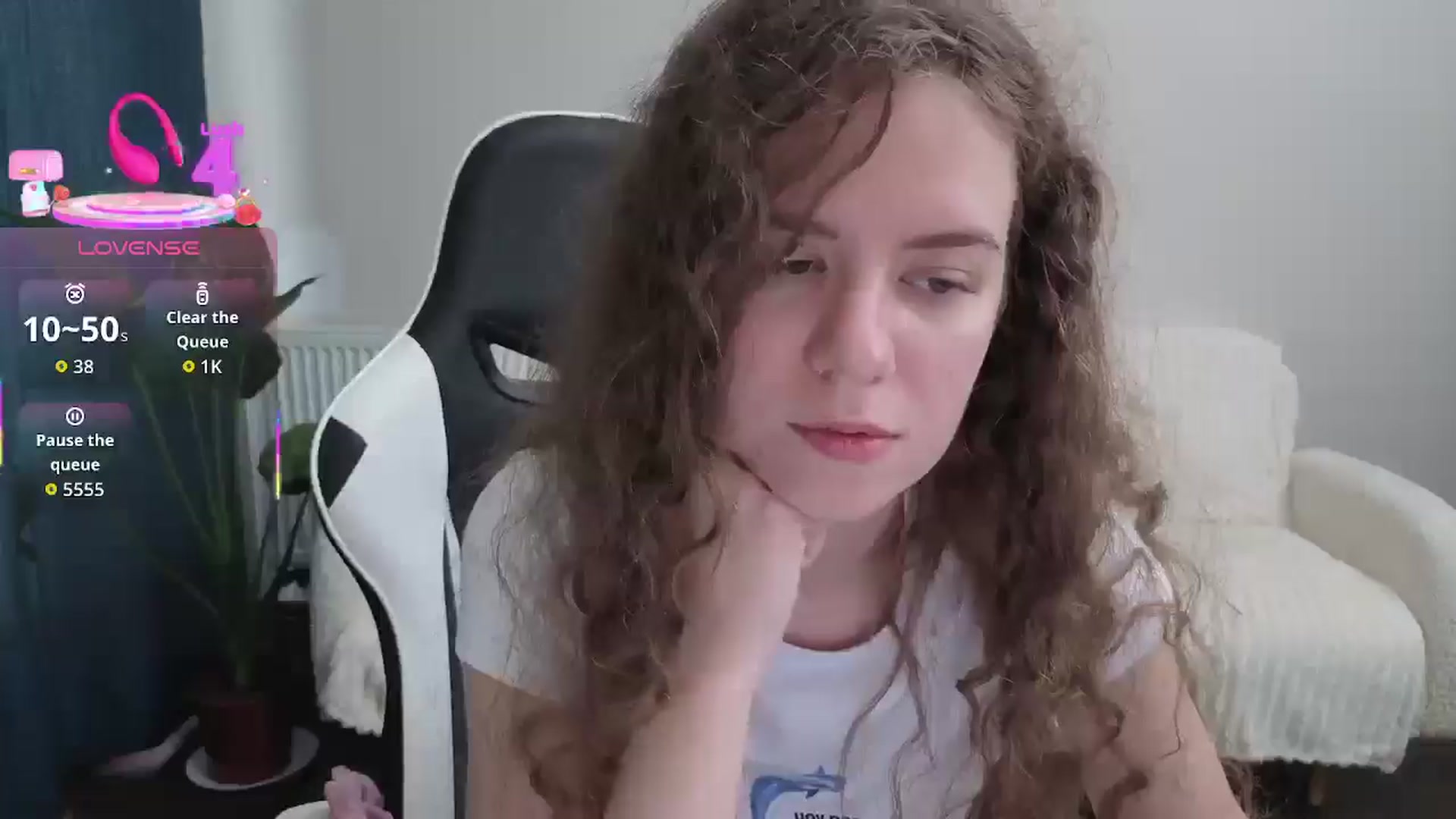 Gallery image thumbnail from BlueFlowerr's myfreecams stream on, 09/18/2025, 14:42 image 9 of 20