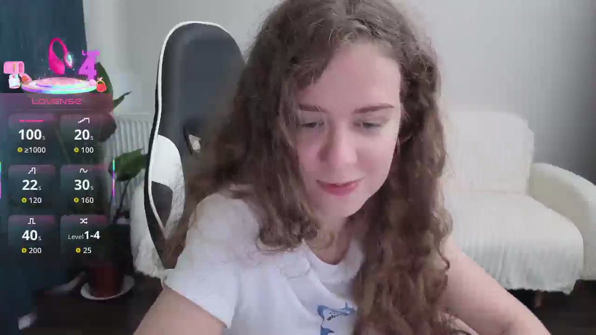 Gallery image thumbnail from BlueFlowerr's myfreecams stream on, 09/18/2025, 16:10 image 7 of 20