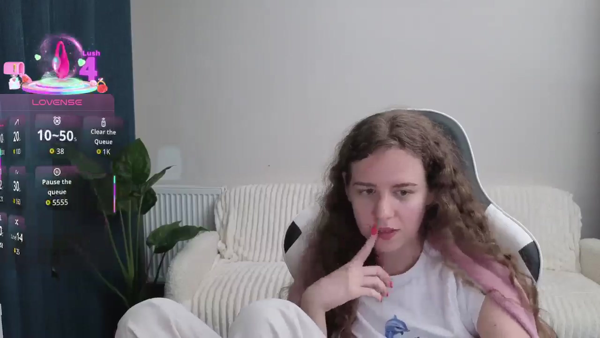 Gallery image thumbnail from BlueFlowerr's myfreecams stream on, 09/18/2025, 21:29 image 6 of 20