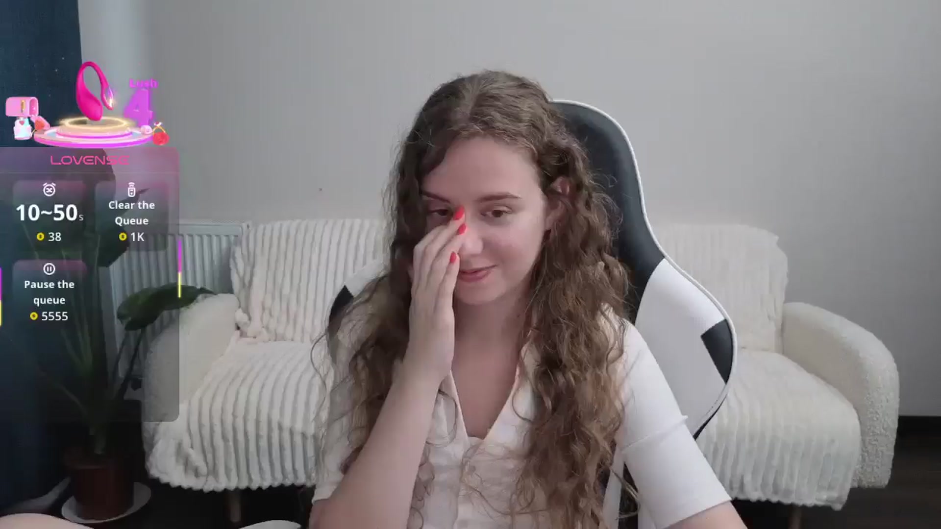 Gallery image thumbnail from BlueFlowerr's myfreecams stream on, 09/19/2025, 15:10 image 19 of 20