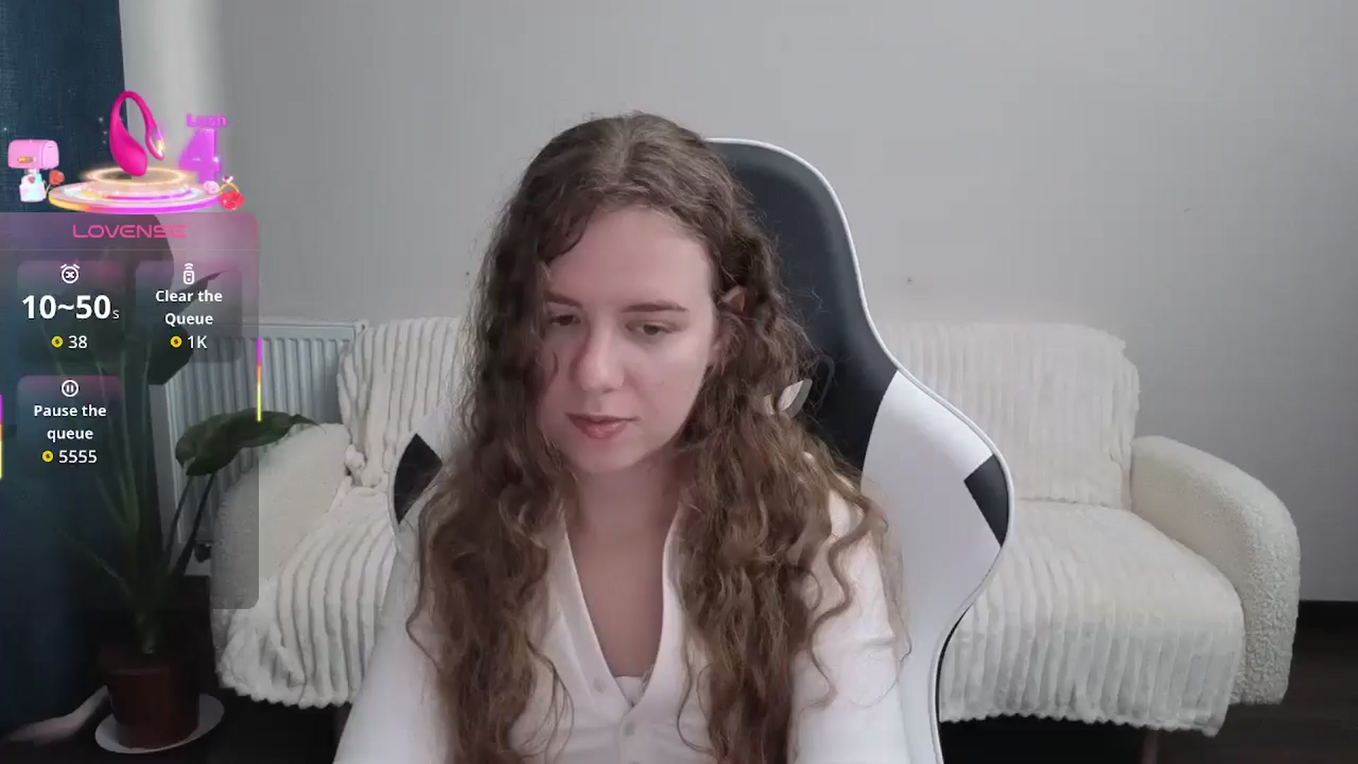Gallery image thumbnail from BlueFlowerr's myfreecams stream on, 09/19/2025, 15:10 image 9 of 20