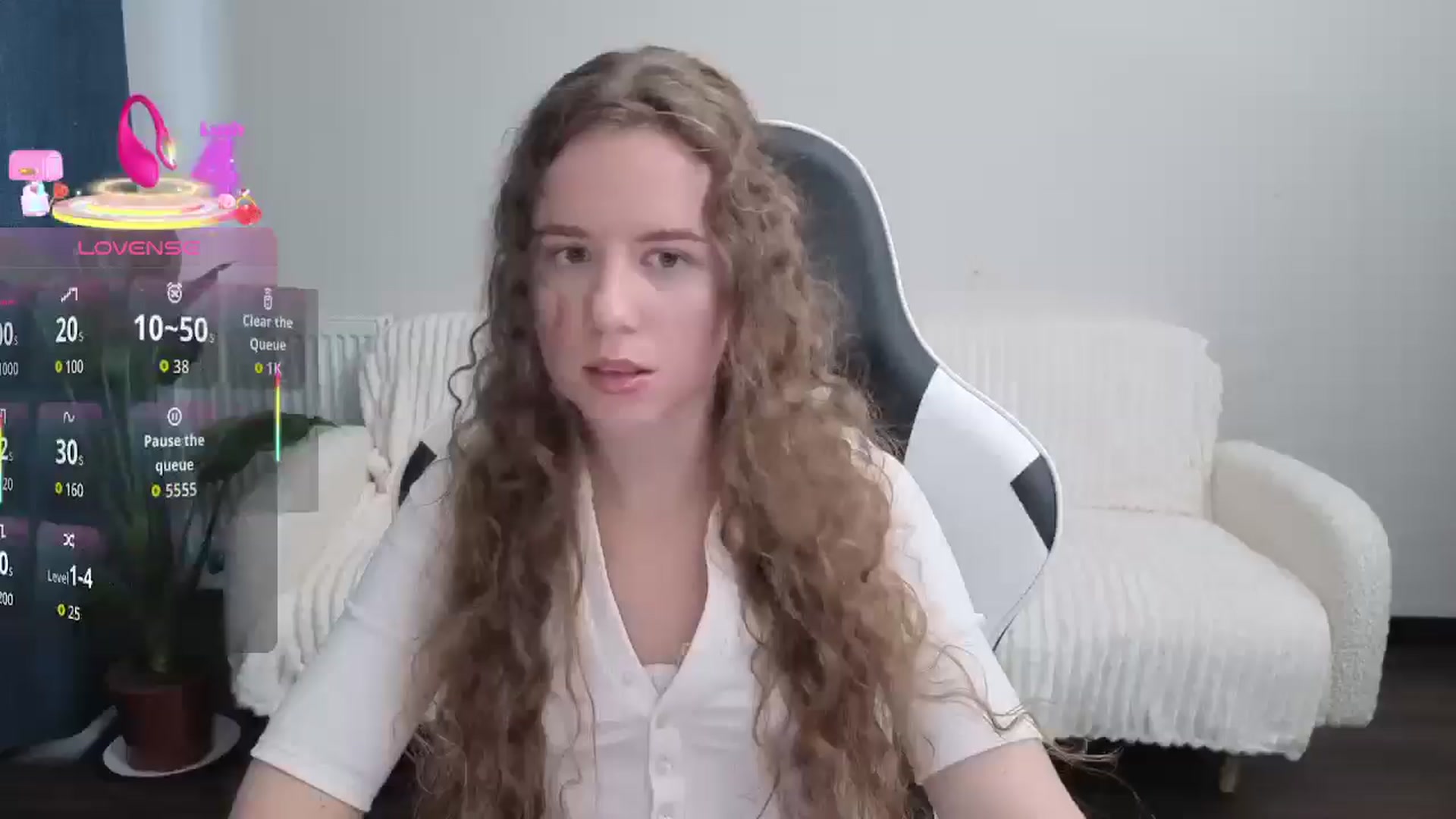 Gallery image thumbnail from BlueFlowerr's myfreecams stream on, 09/19/2025, 15:10 image 1 of 20