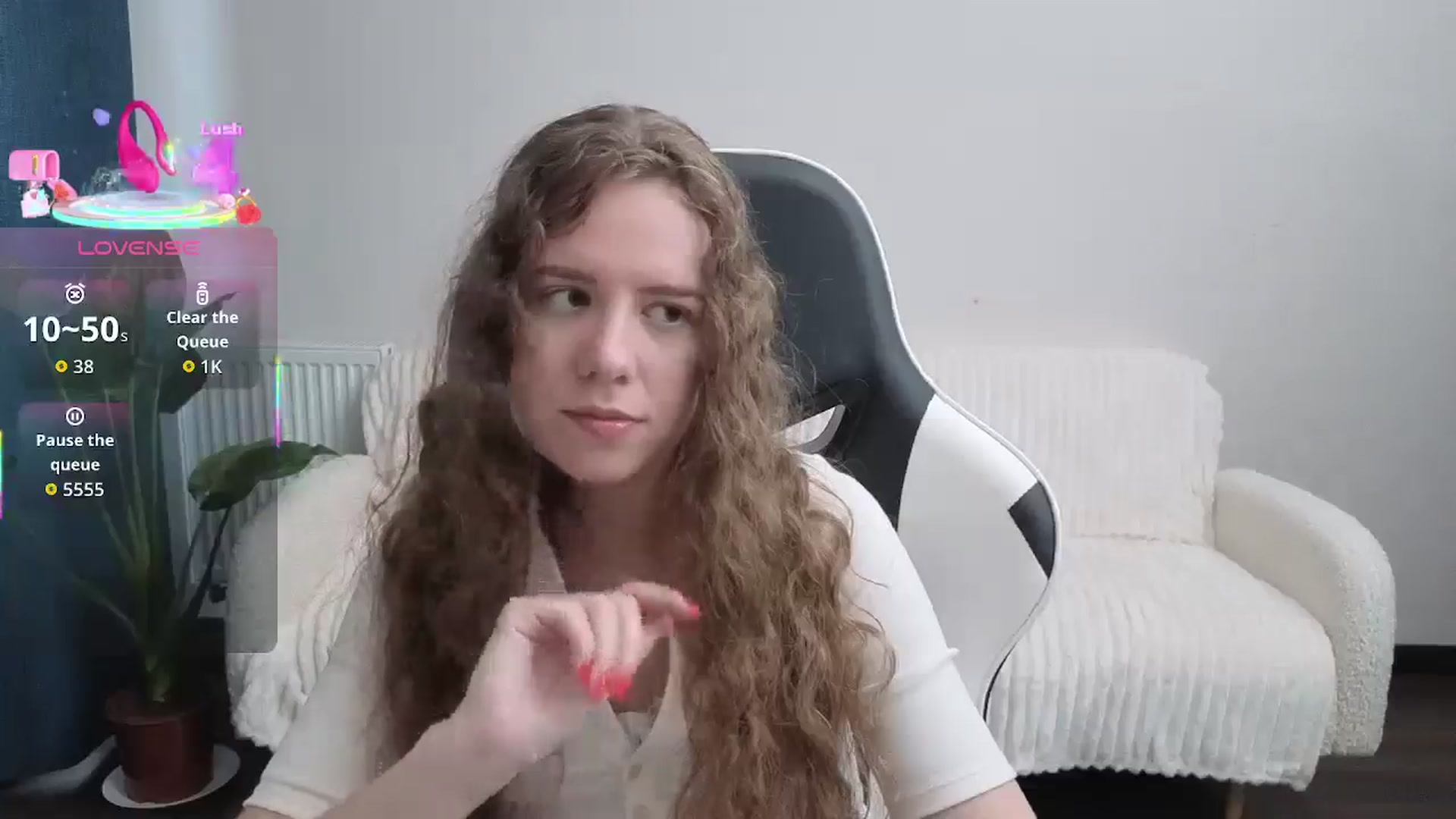 Gallery image thumbnail from BlueFlowerr's myfreecams stream on, 09/19/2025, 15:10 image 2 of 20