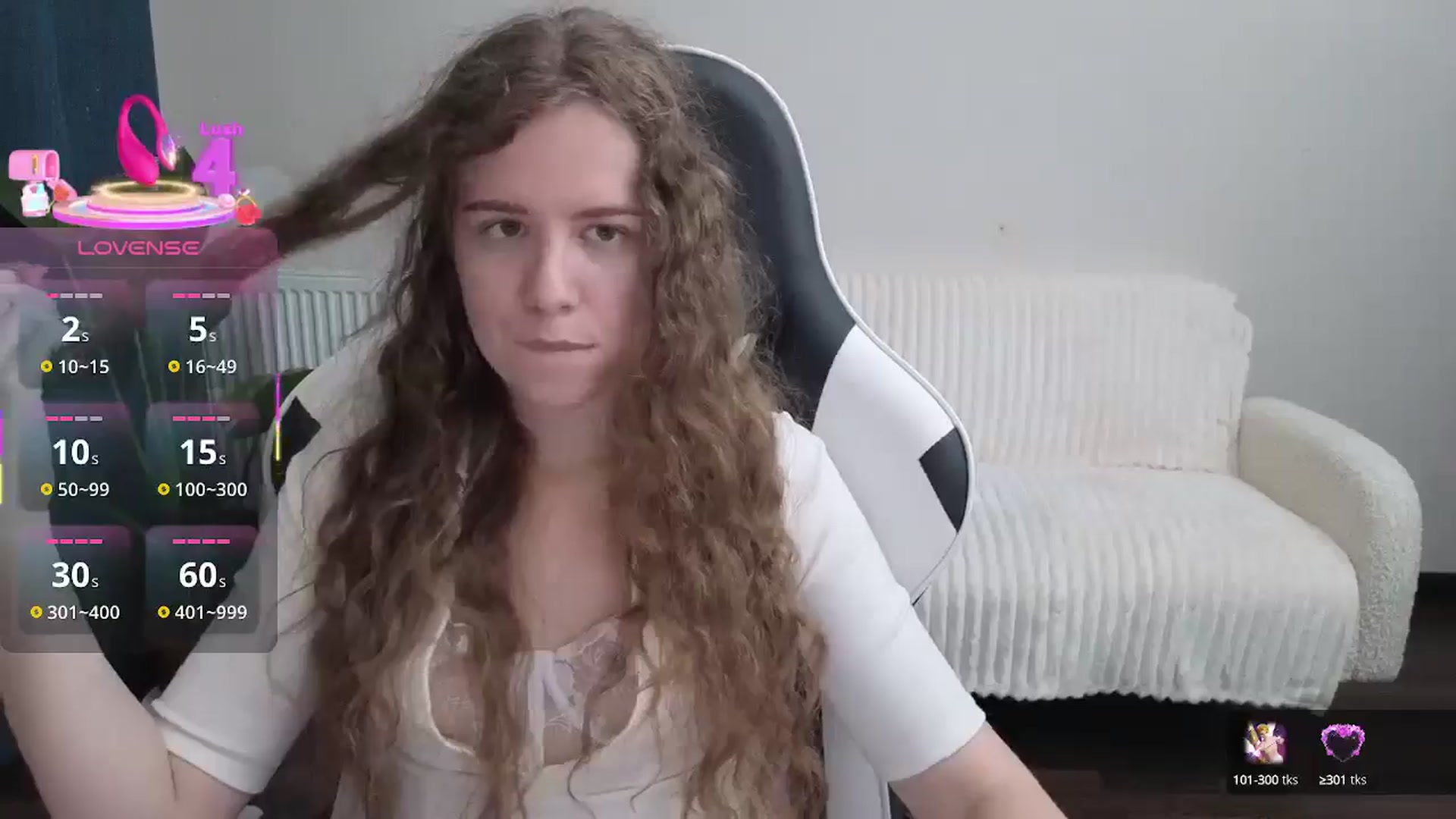 Gallery image thumbnail from BlueFlowerr's myfreecams stream on, 09/19/2025, 18:29 image 15 of 20