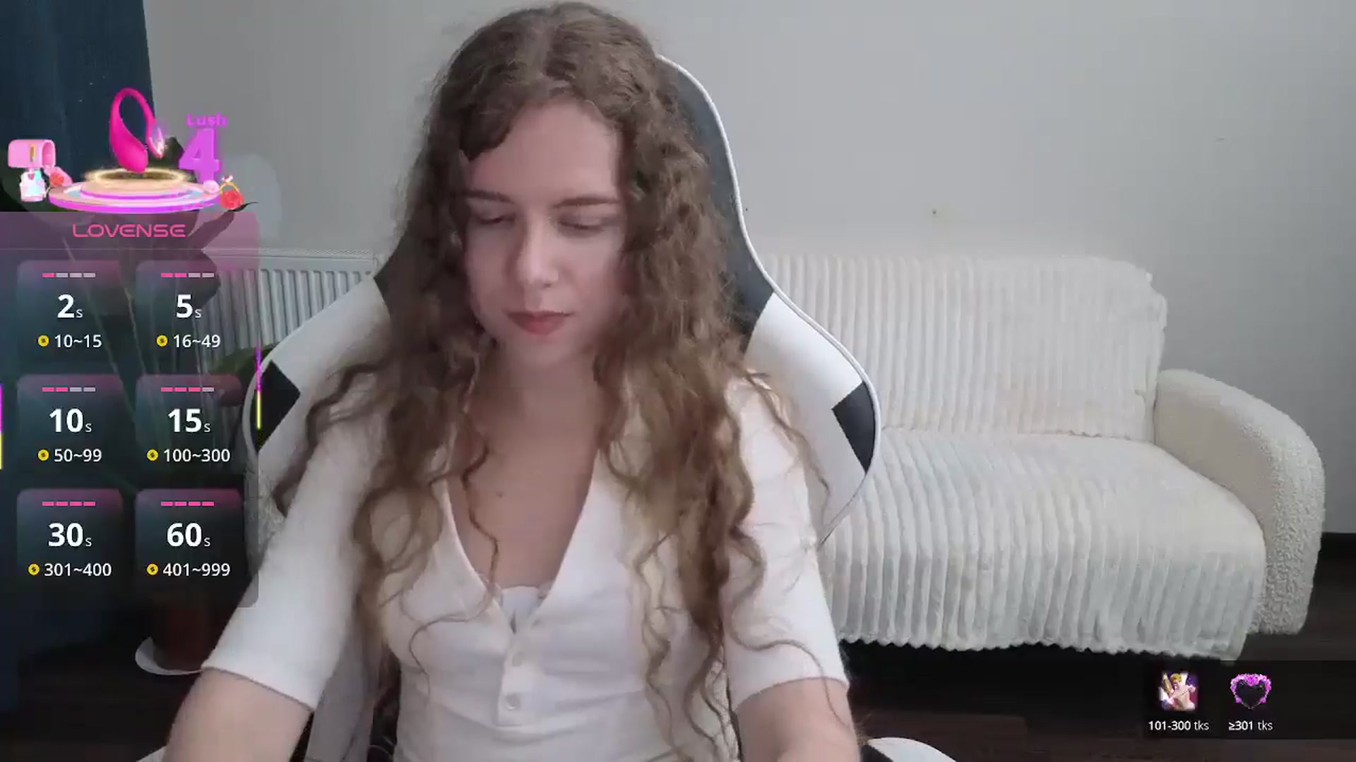 Gallery image thumbnail from BlueFlowerr's myfreecams stream on, 09/19/2025, 18:29 image 3 of 20