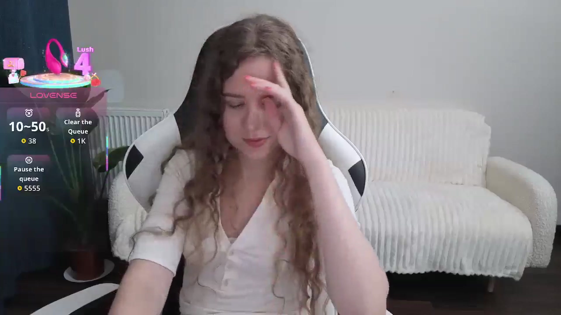 Gallery image thumbnail from BlueFlowerr's myfreecams stream on, 09/19/2025, 20:18 image 2 of 20