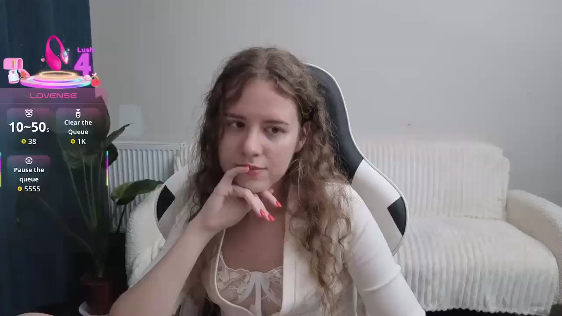 Gallery image thumbnail from BlueFlowerr's myfreecams stream on, 09/19/2025, 22:30 image 12 of 20