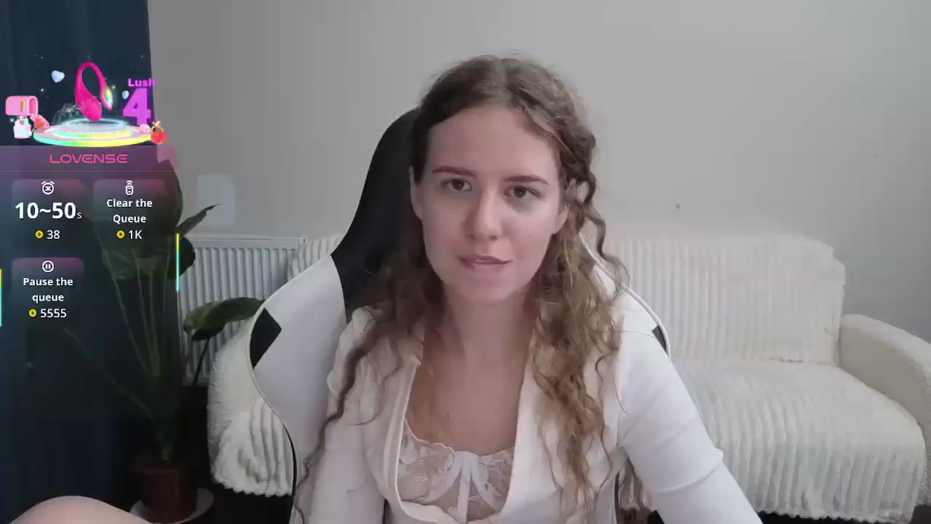 Gallery image thumbnail from BlueFlowerr's myfreecams stream on, 09/19/2025, 22:30 image 7 of 20