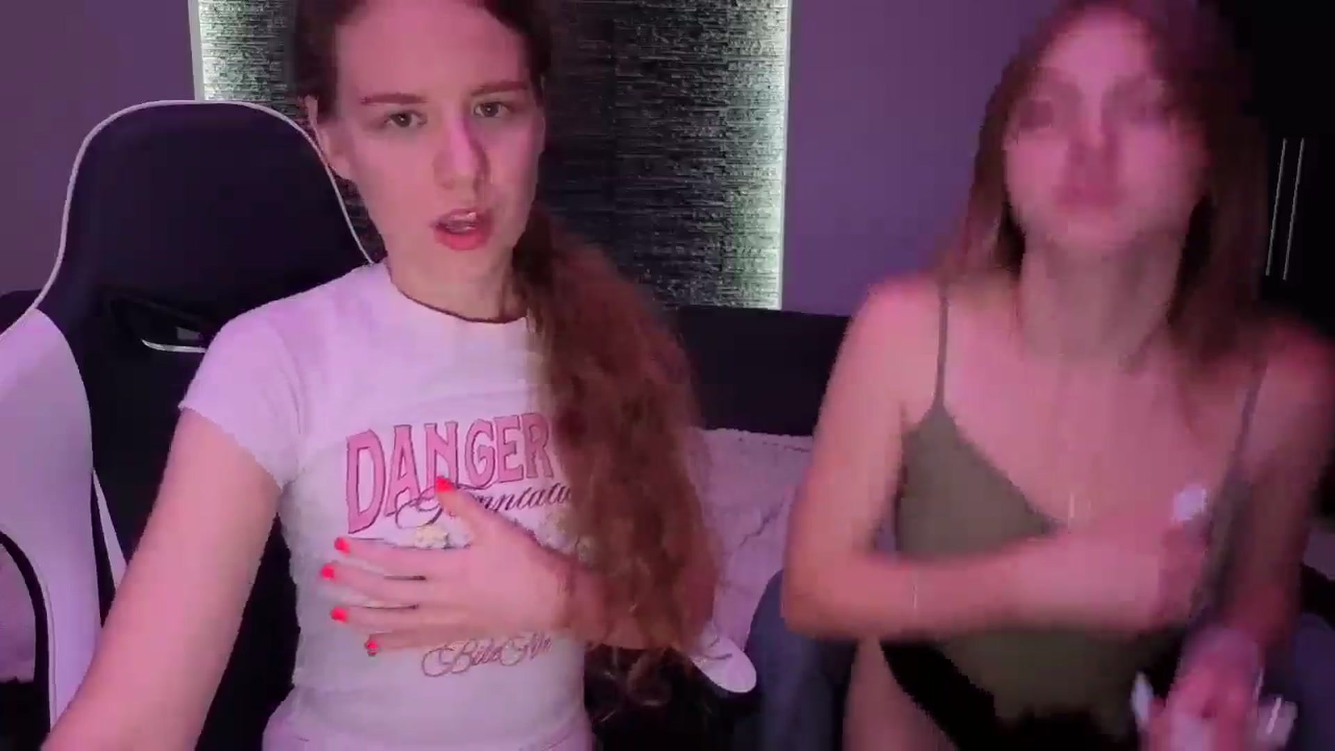 Gallery image thumbnail from BlueFlowerr's myfreecams stream on, 09/20/2025, 20:52 image 14 of 20