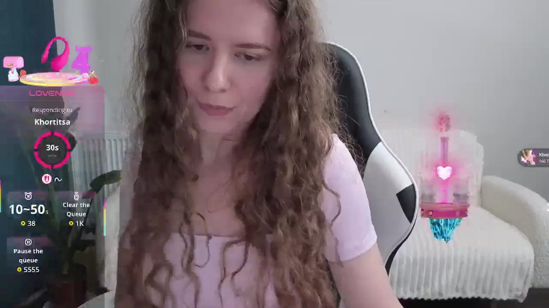 Gallery image thumbnail from BlueFlowerr's myfreecams stream on, 09/26/2025, 14:49 image 8 of 20