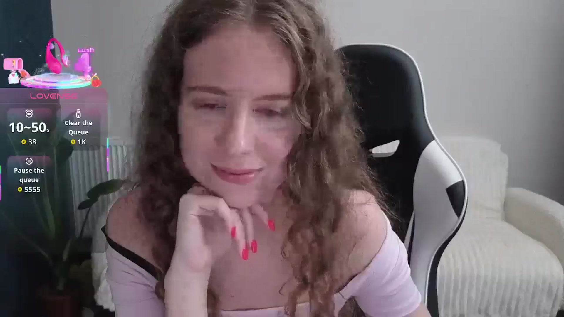 Gallery image thumbnail from BlueFlowerr's myfreecams stream on, 09/26/2025, 16:32 image 16 of 20