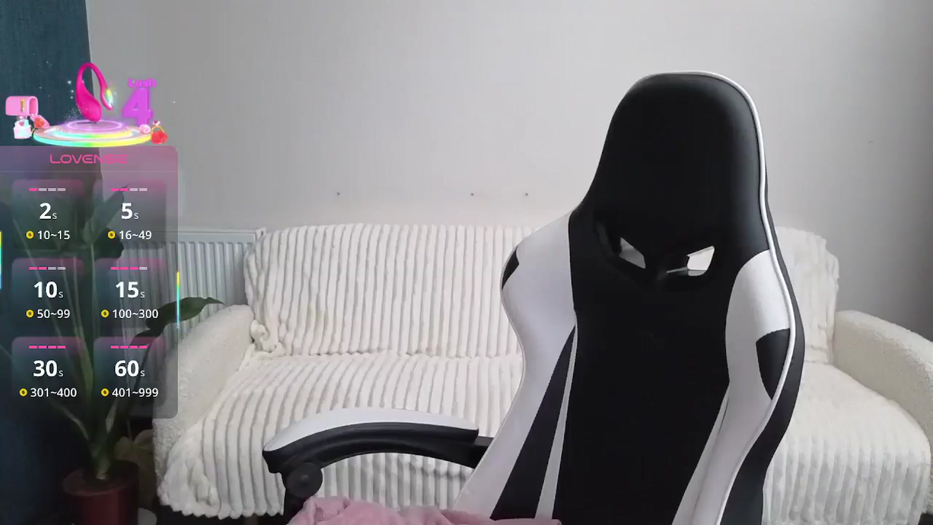 Gallery image thumbnail from BlueFlowerr's myfreecams stream on, 09/26/2025, 16:32 image 13 of 20