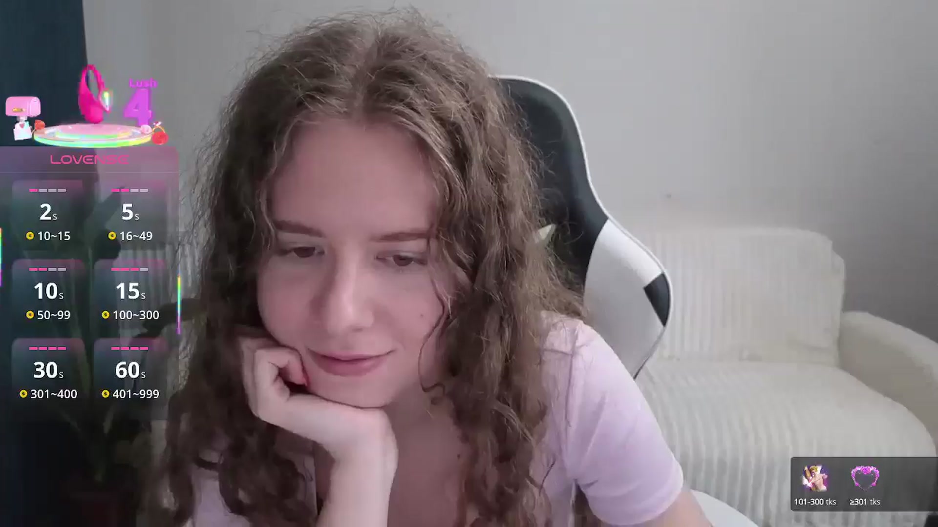 Gallery image thumbnail from BlueFlowerr's myfreecams stream on, 09/26/2025, 16:32 image 7 of 20