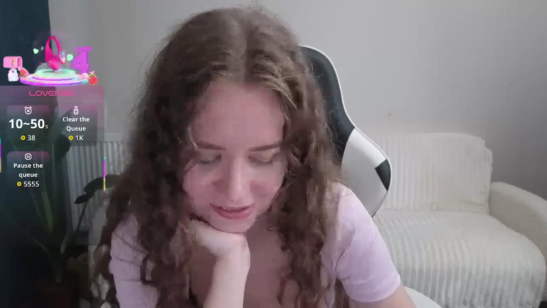 Gallery image thumbnail from BlueFlowerr's myfreecams stream on, 09/26/2025, 16:32 image 6 of 20