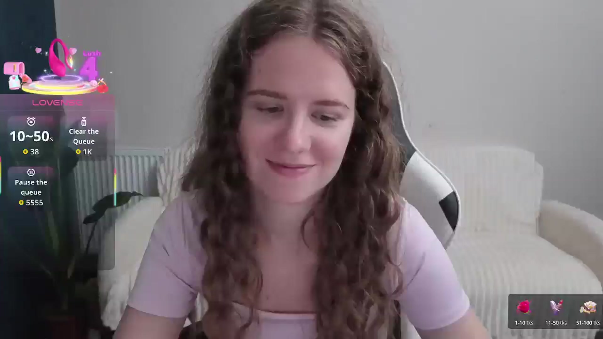 Gallery image thumbnail from BlueFlowerr's myfreecams stream on, 09/26/2025, 17:59 image 1 of 20