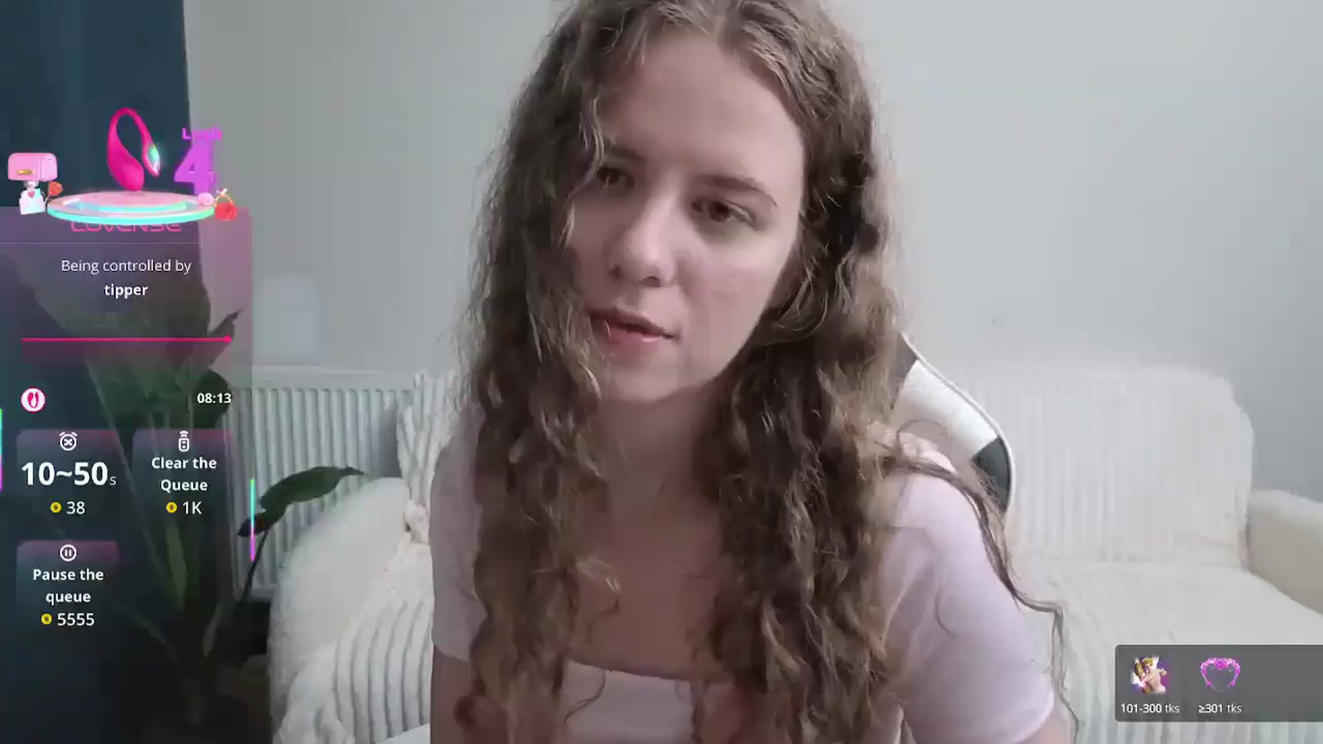 Gallery image thumbnail from BlueFlowerr's myfreecams stream on, 09/26/2025, 20:16 image 13 of 20