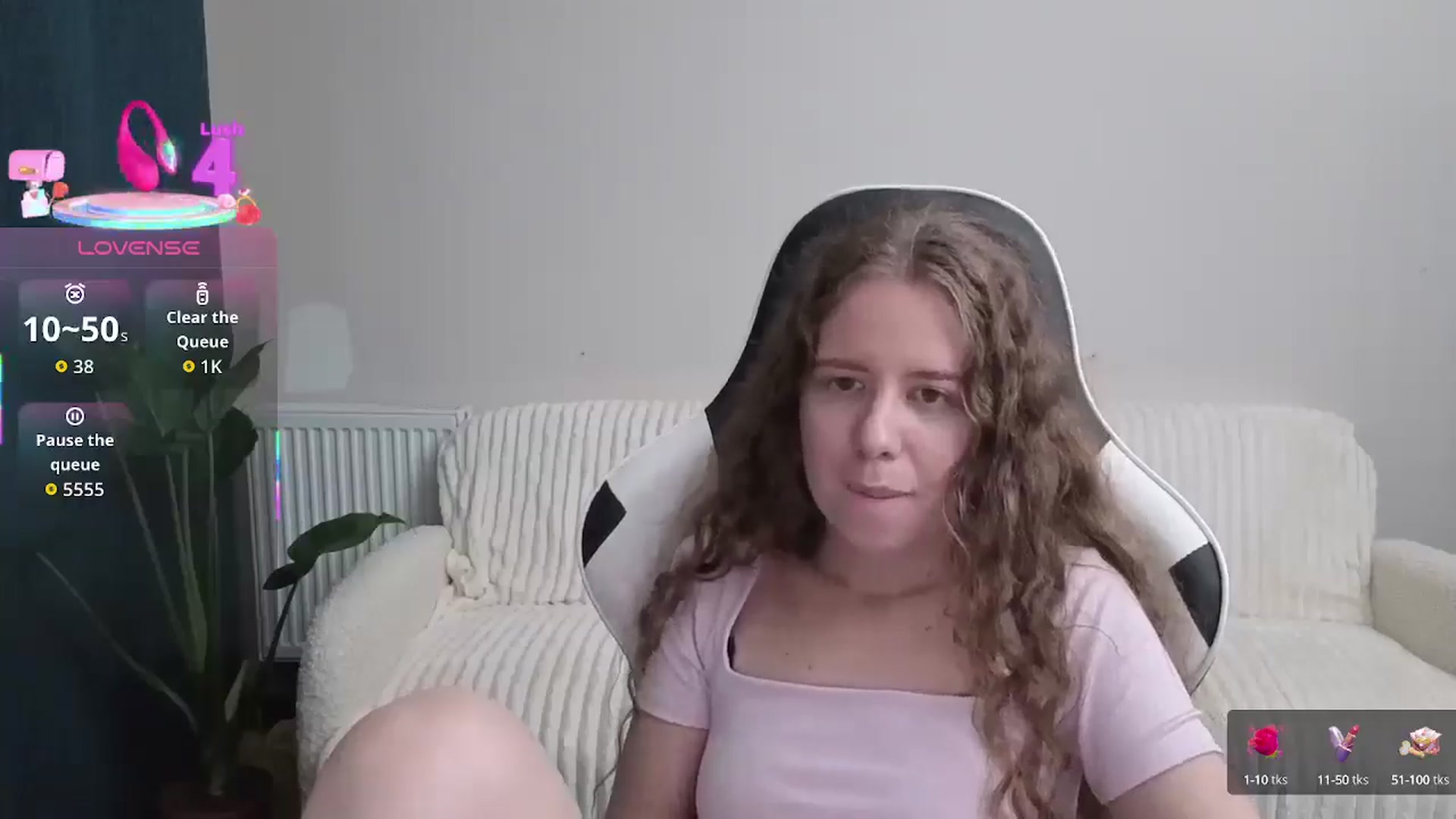 Gallery image thumbnail from BlueFlowerr's myfreecams stream on, 09/26/2025, 20:16 image 20 of 20