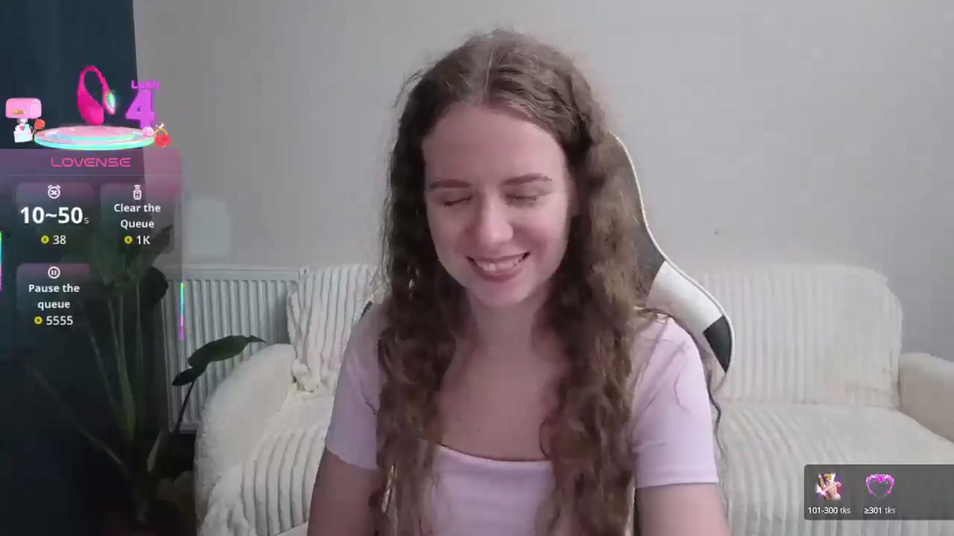 Gallery image thumbnail from BlueFlowerr's myfreecams stream on, 09/26/2025, 20:16 image 8 of 20