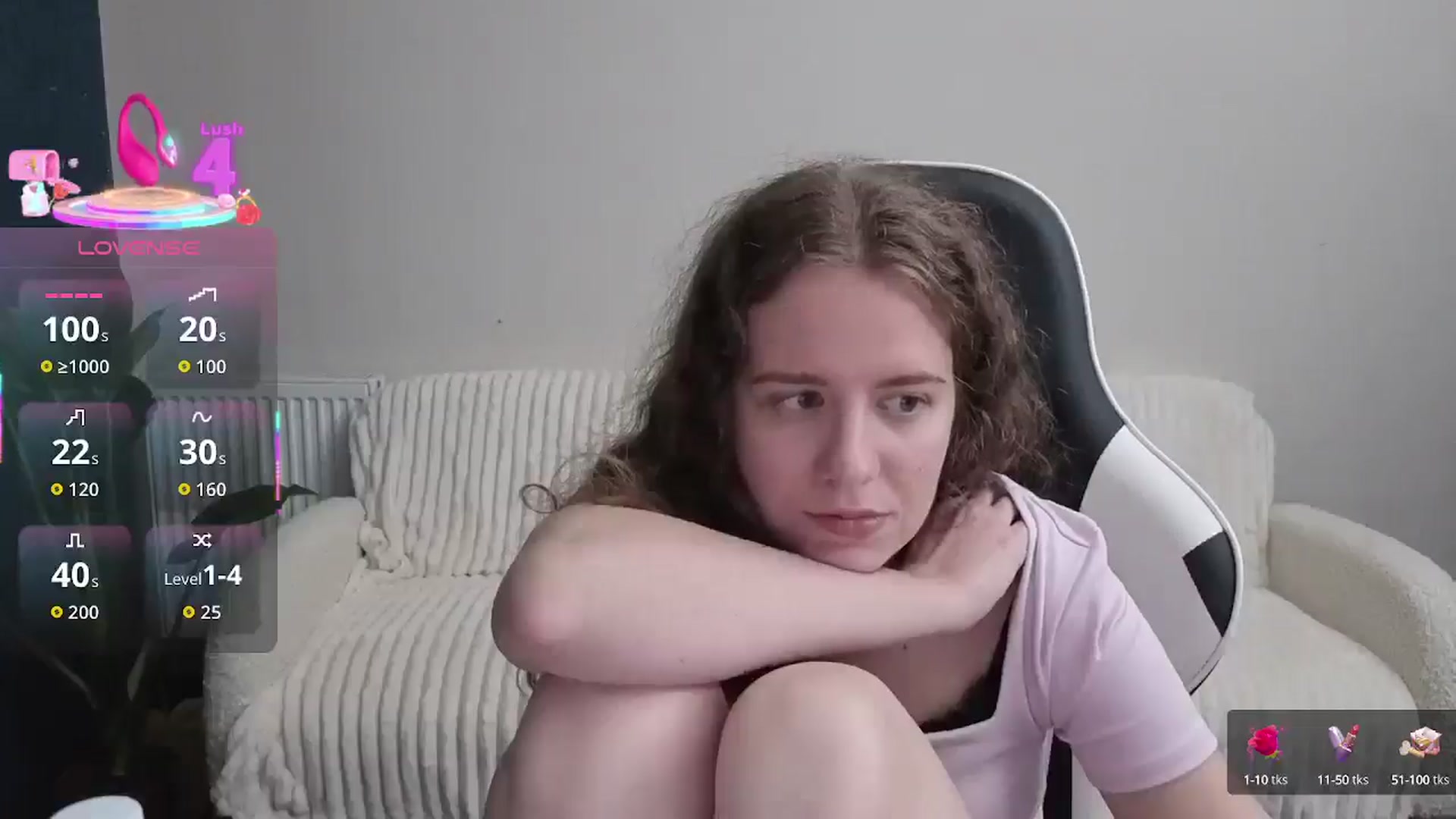 Gallery image thumbnail from BlueFlowerr's myfreecams stream on, 09/26/2025, 21:59 image 9 of 20