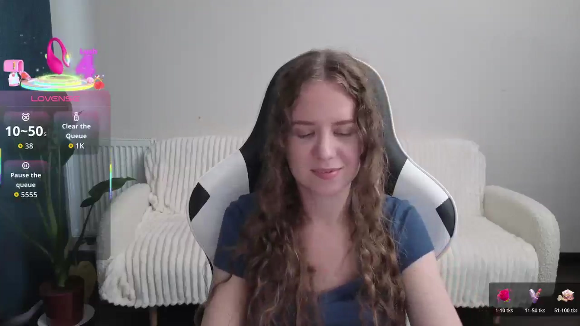 Gallery image thumbnail from BlueFlowerr's myfreecams stream on, 09/27/2025, 14:50 image 13 of 20
