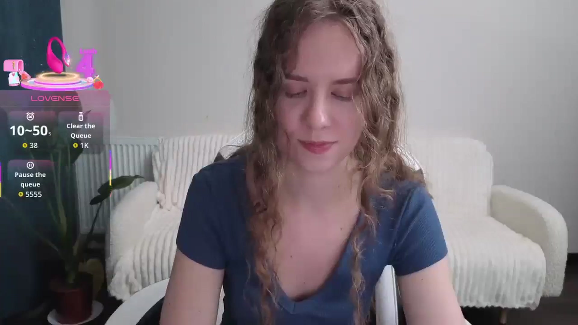 Gallery image thumbnail from BlueFlowerr's myfreecams stream on, 09/27/2025, 16:43 image 6 of 20