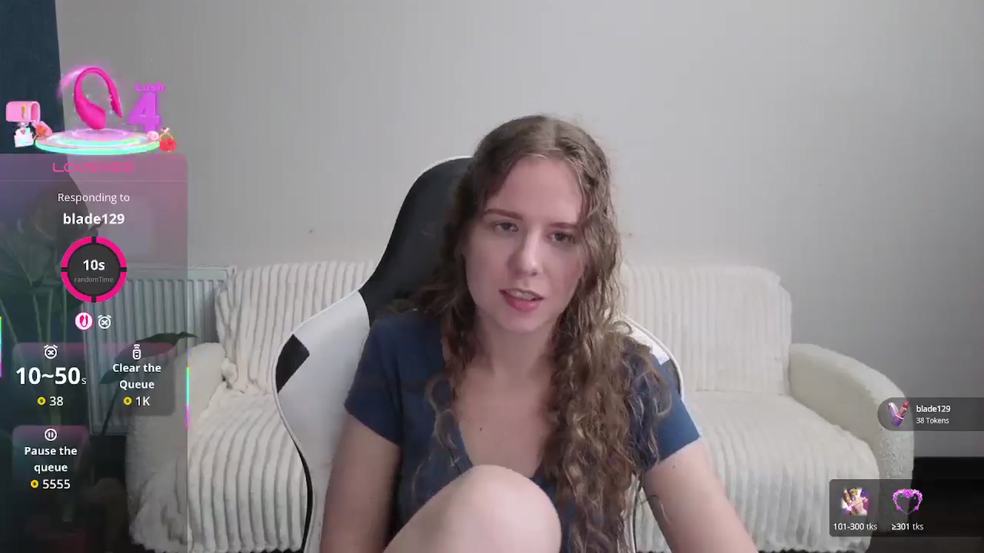 Gallery image thumbnail from BlueFlowerr's myfreecams stream on, 09/27/2025, 17:30 image 18 of 20
