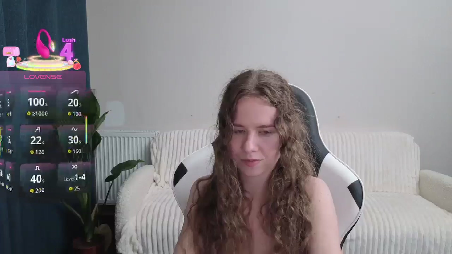 Gallery image thumbnail from BlueFlowerr's myfreecams stream on, 09/27/2025, 21:37 image 19 of 20