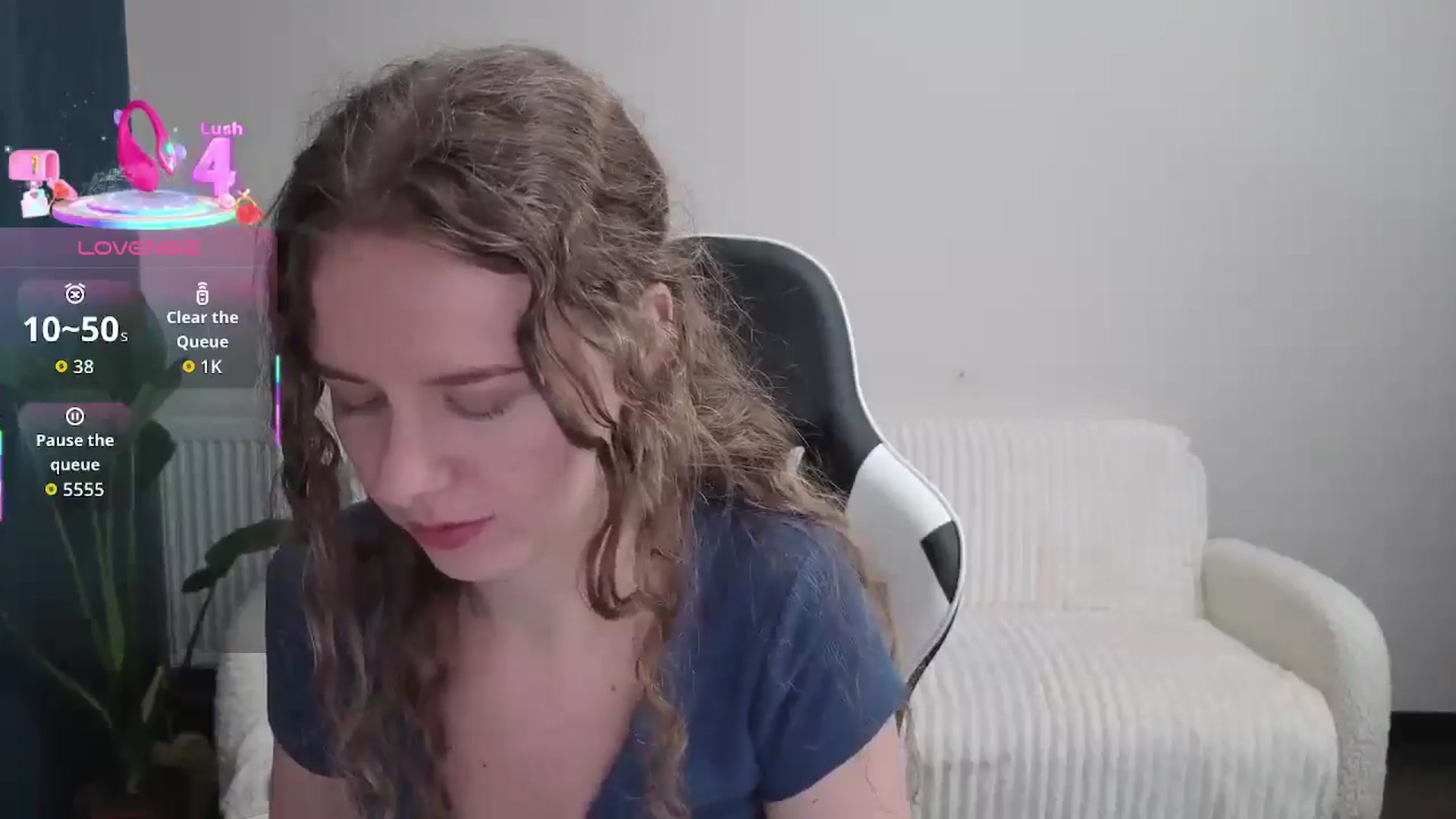 Gallery image thumbnail from BlueFlowerr's myfreecams stream on, 09/27/2025, 21:37 image 2 of 20