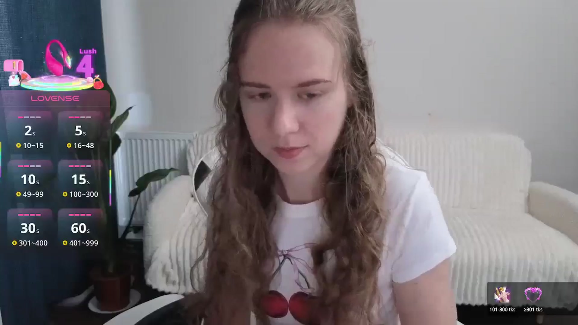 Gallery image thumbnail from BlueFlowerr's myfreecams stream on, 09/28/2025, 14:10 image 7 of 20