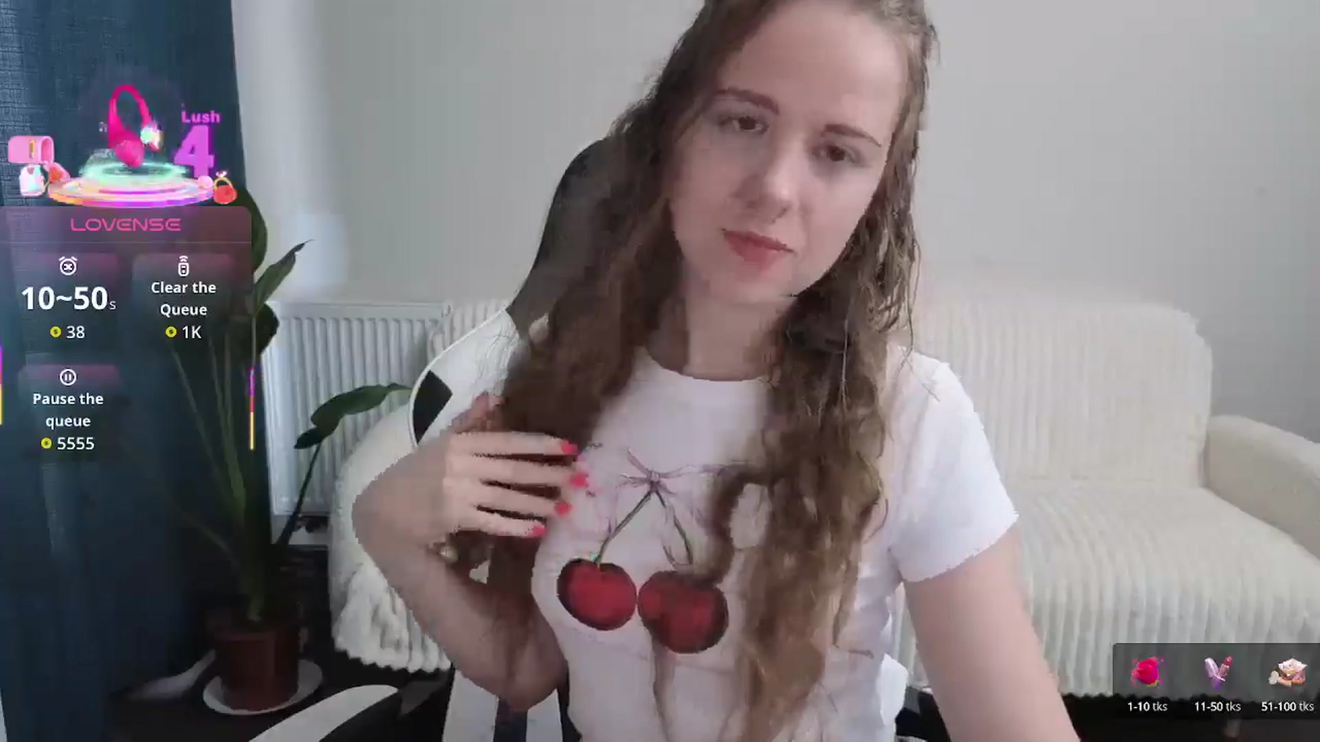 Gallery image thumbnail from BlueFlowerr's myfreecams stream on, 09/28/2025, 14:10 image 5 of 20