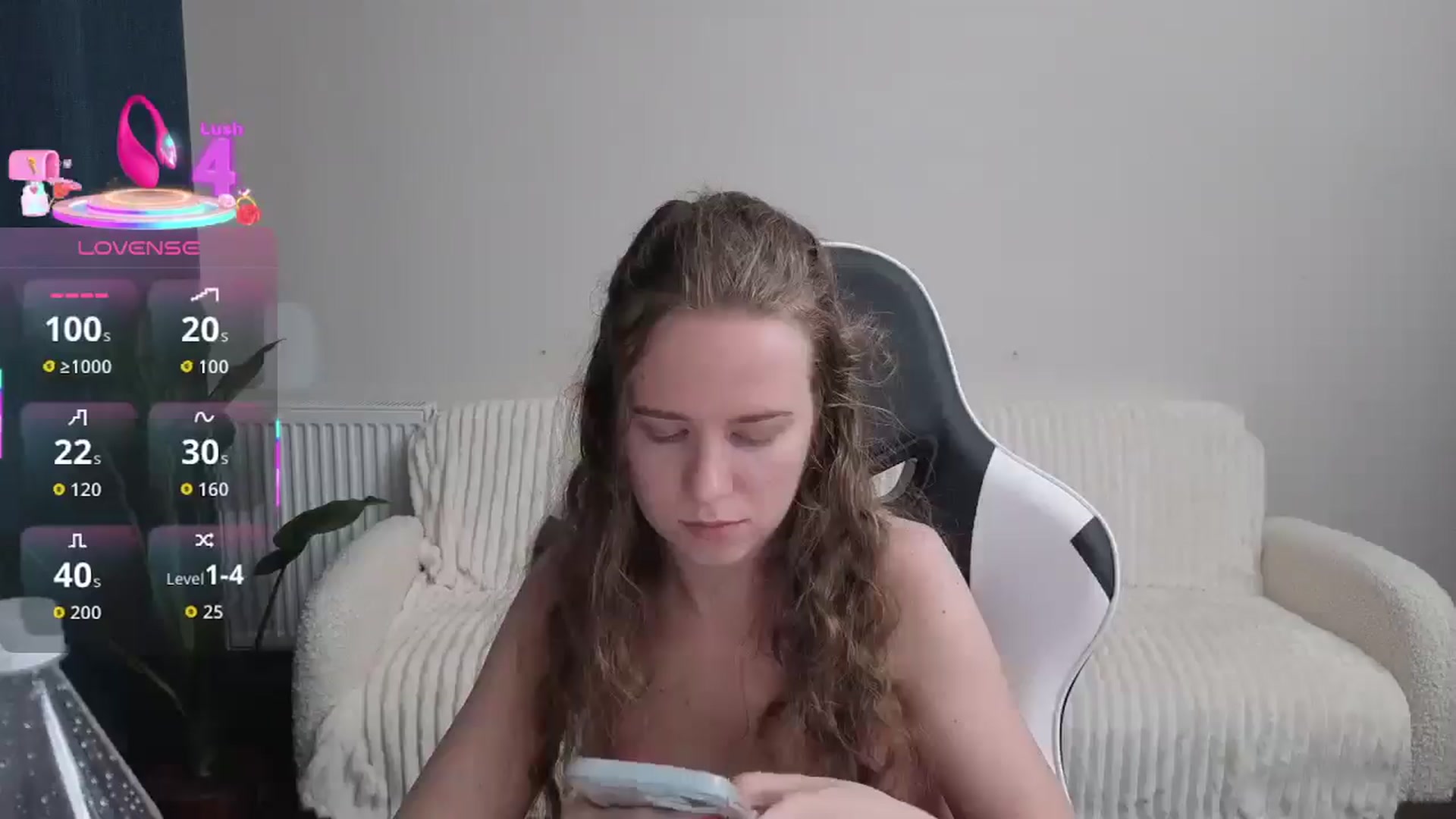 Gallery image thumbnail from BlueFlowerr's myfreecams stream on, 09/28/2025, 21:08 image 20 of 20