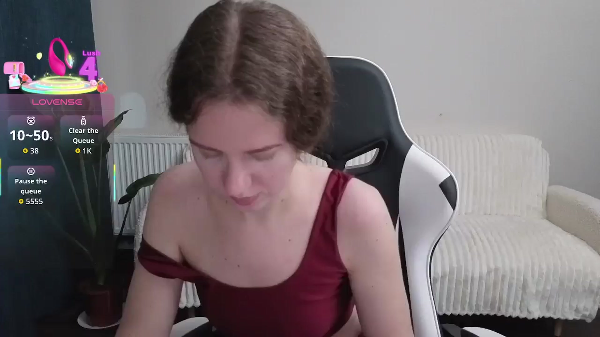 Gallery image thumbnail from BlueFlowerr's myfreecams stream on, 09/29/2025, 16:39 image 9 of 20