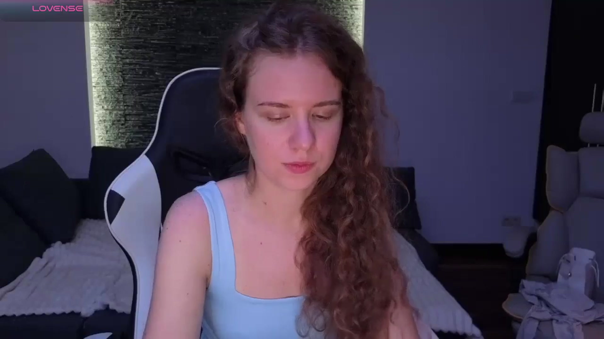 Gallery image thumbnail from BlueFlowerr's myfreecams stream on, 09/30/2025, 16:02 image 2 of 20
