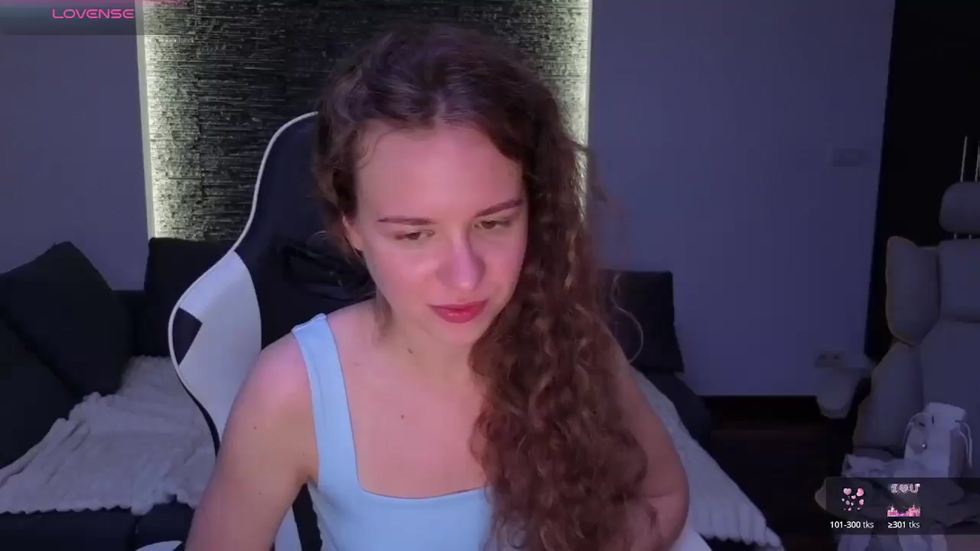 Gallery image thumbnail from BlueFlowerr's myfreecams stream on, 09/30/2025, 16:02 image 1 of 20