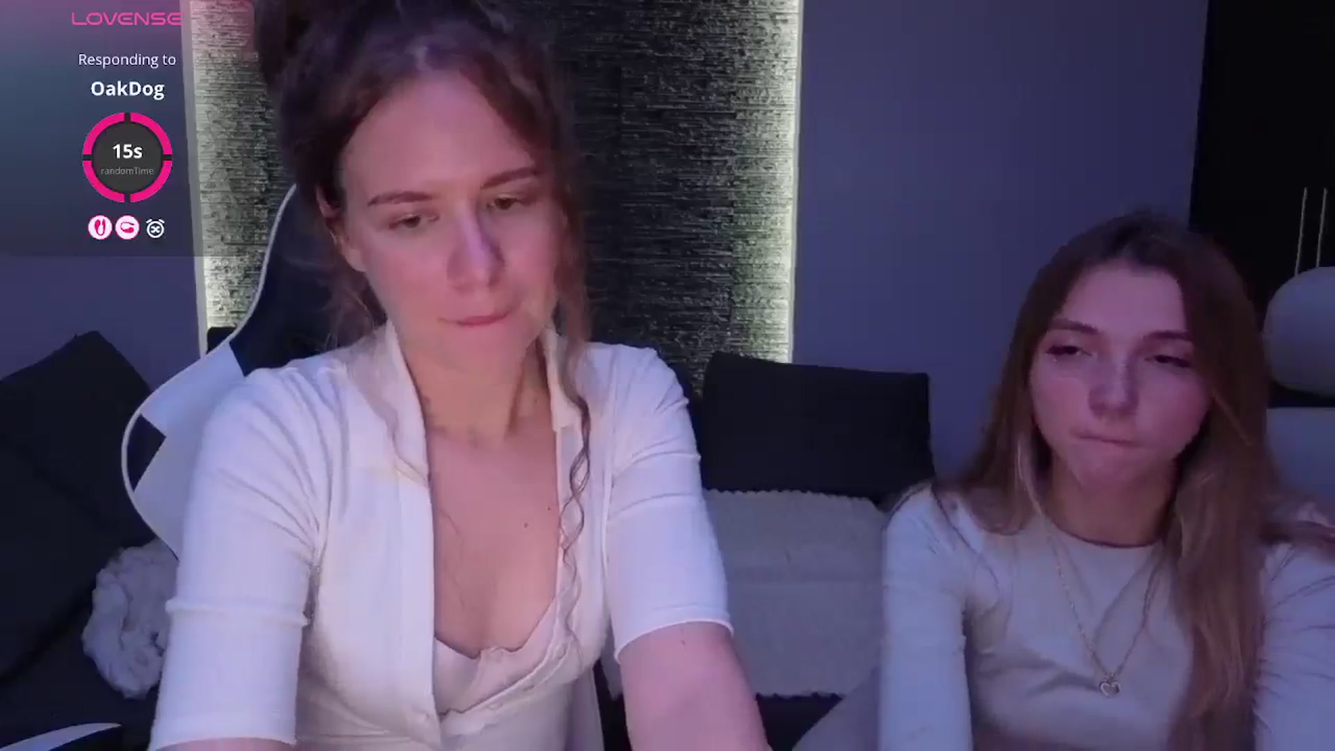 Gallery image thumbnail from BlueFlowerr's myfreecams stream on, 09/30/2025, 20:32 image 19 of 20