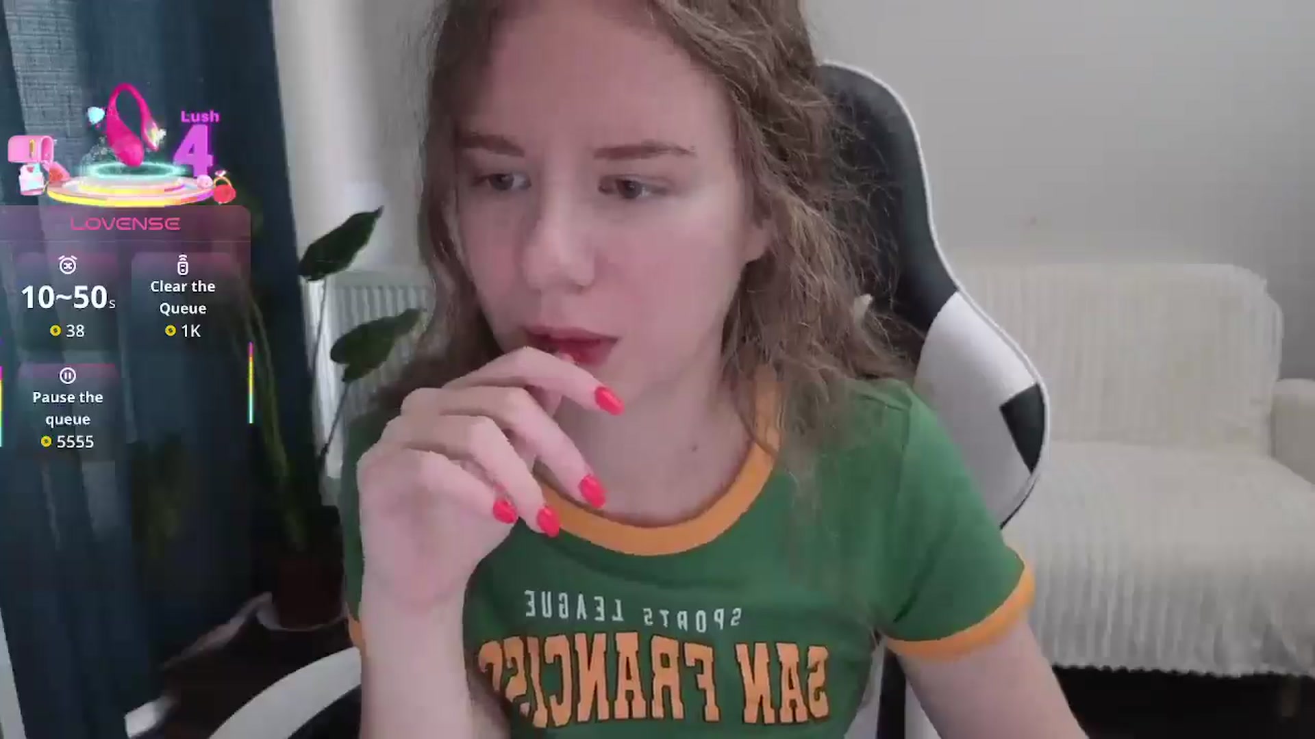 Gallery image thumbnail from BlueFlowerr's myfreecams stream on, 10/02/2025, 14:16 image 17 of 20