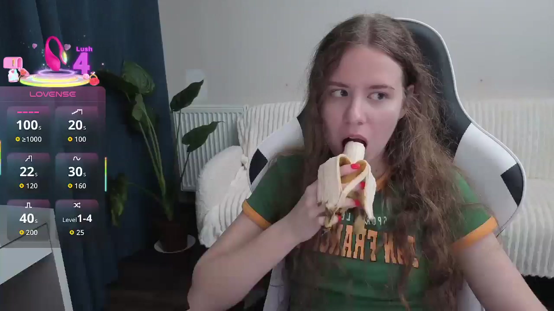 Gallery image thumbnail from BlueFlowerr's myfreecams stream on, 10/02/2025, 18:56 image 12 of 20
