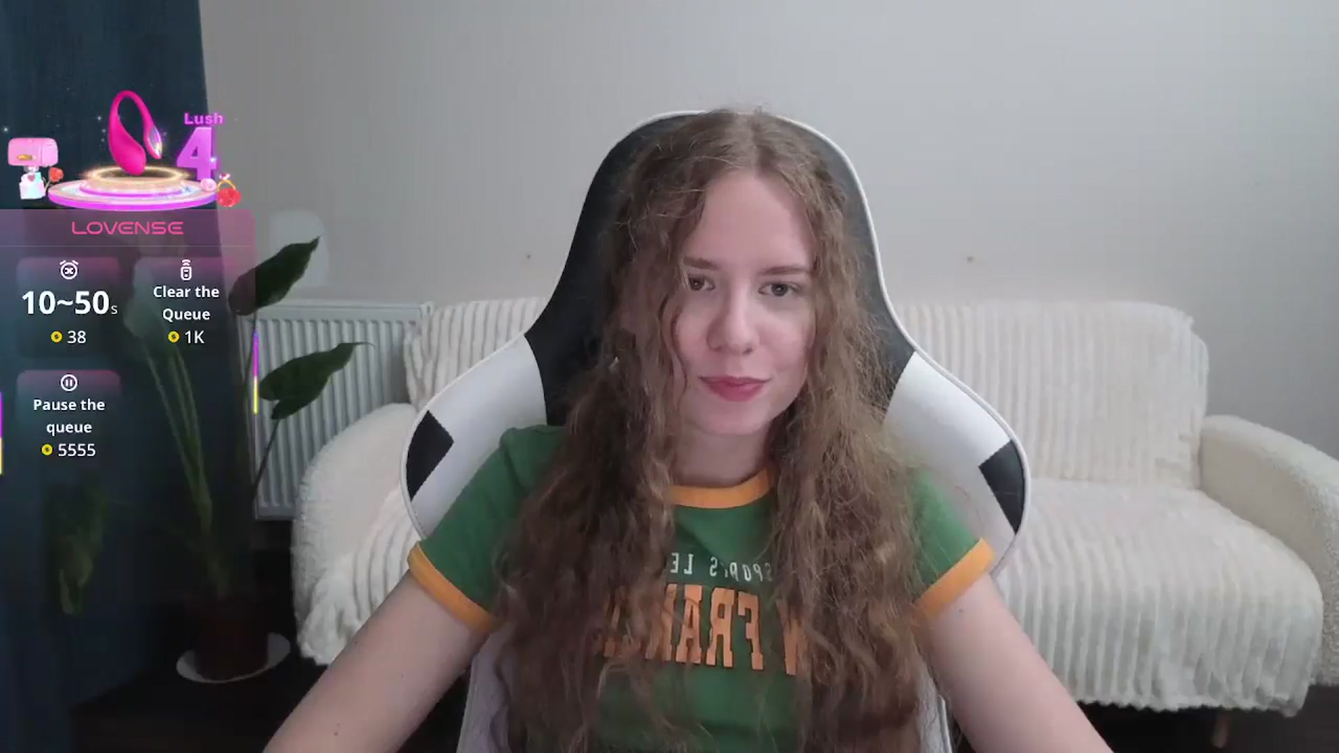 Gallery image thumbnail from BlueFlowerr's myfreecams stream on, 10/02/2025, 18:56 image 6 of 20