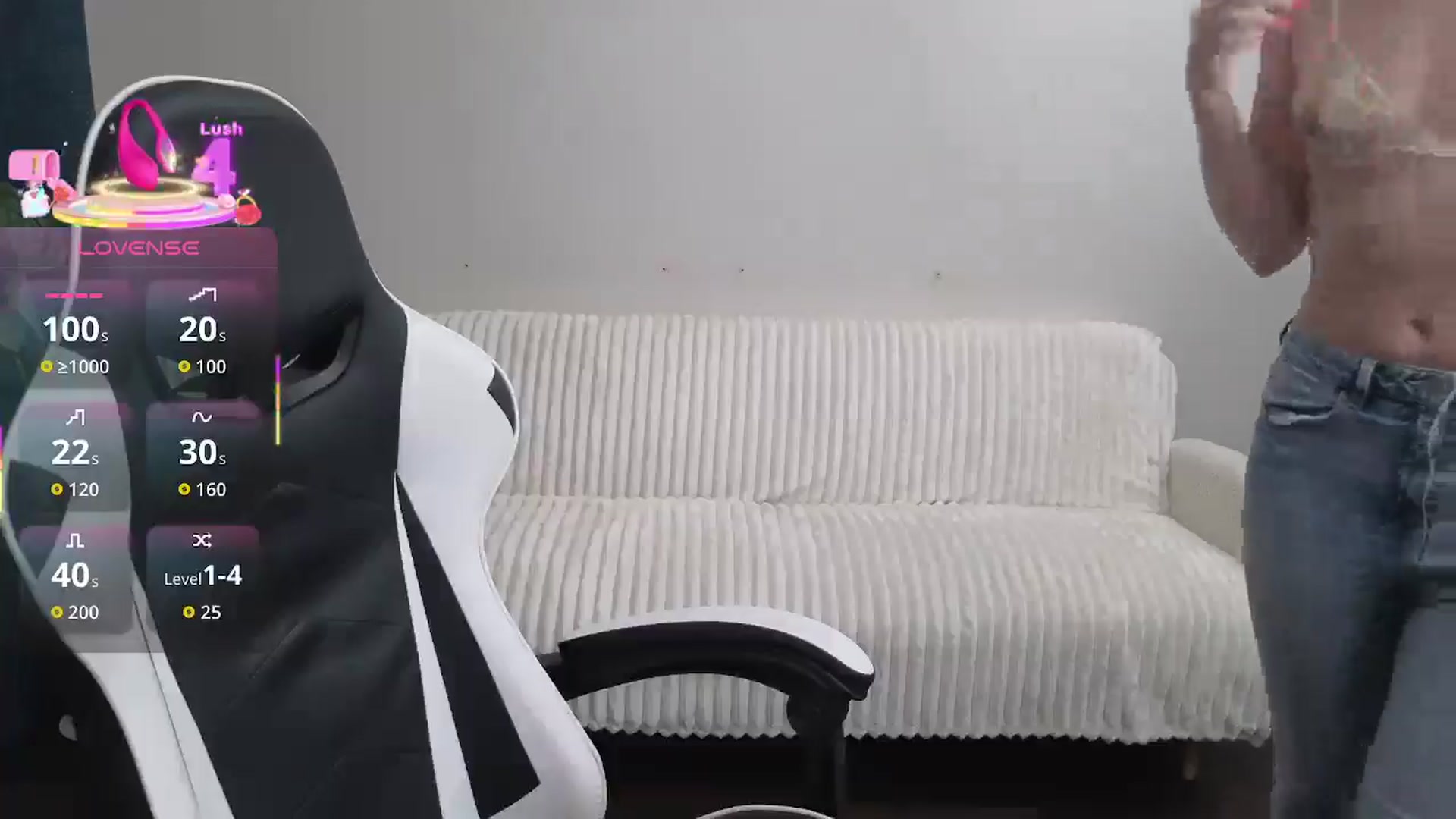 Gallery image thumbnail from BlueFlowerr's myfreecams stream on, 10/02/2025, 20:41 image 13 of 20