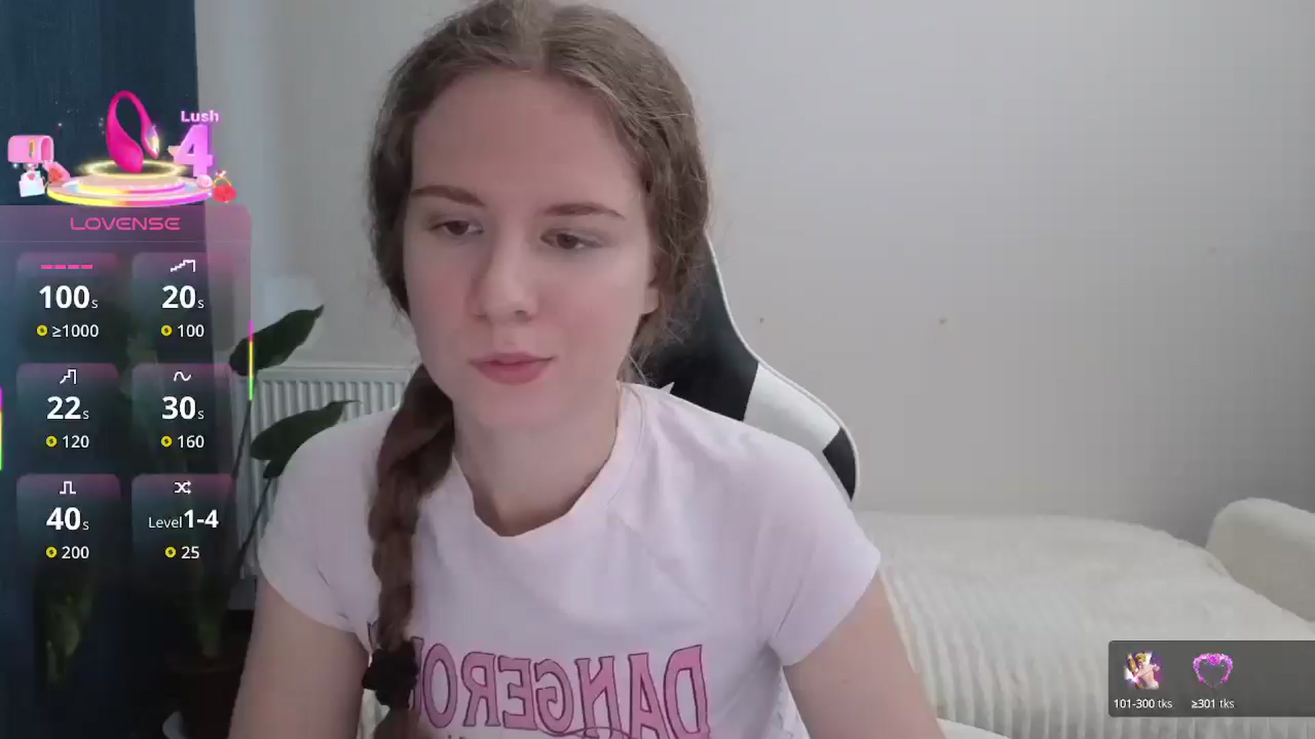 Gallery image thumbnail from BlueFlowerr's myfreecams stream on, 10/03/2025, 19:06 image 1 of 20