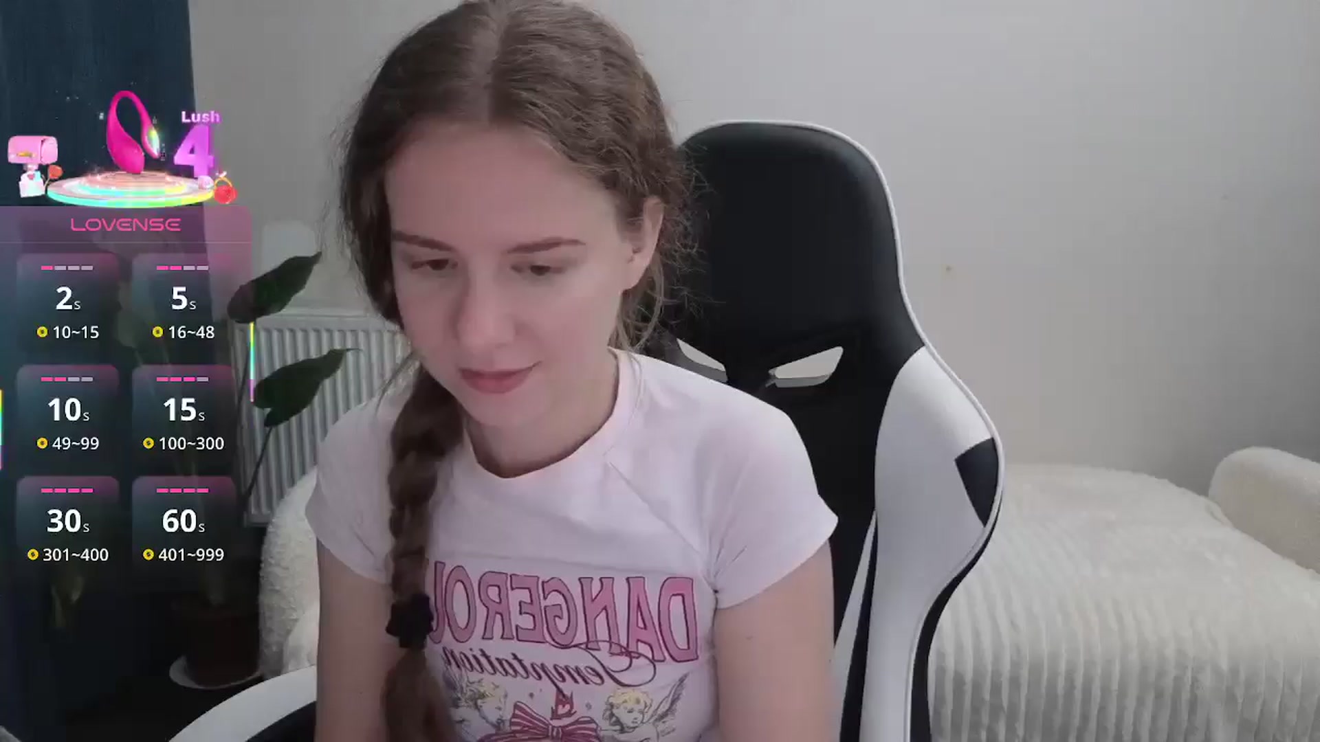 Gallery image thumbnail from BlueFlowerr's myfreecams stream on, 10/03/2025, 19:06 image 14 of 20