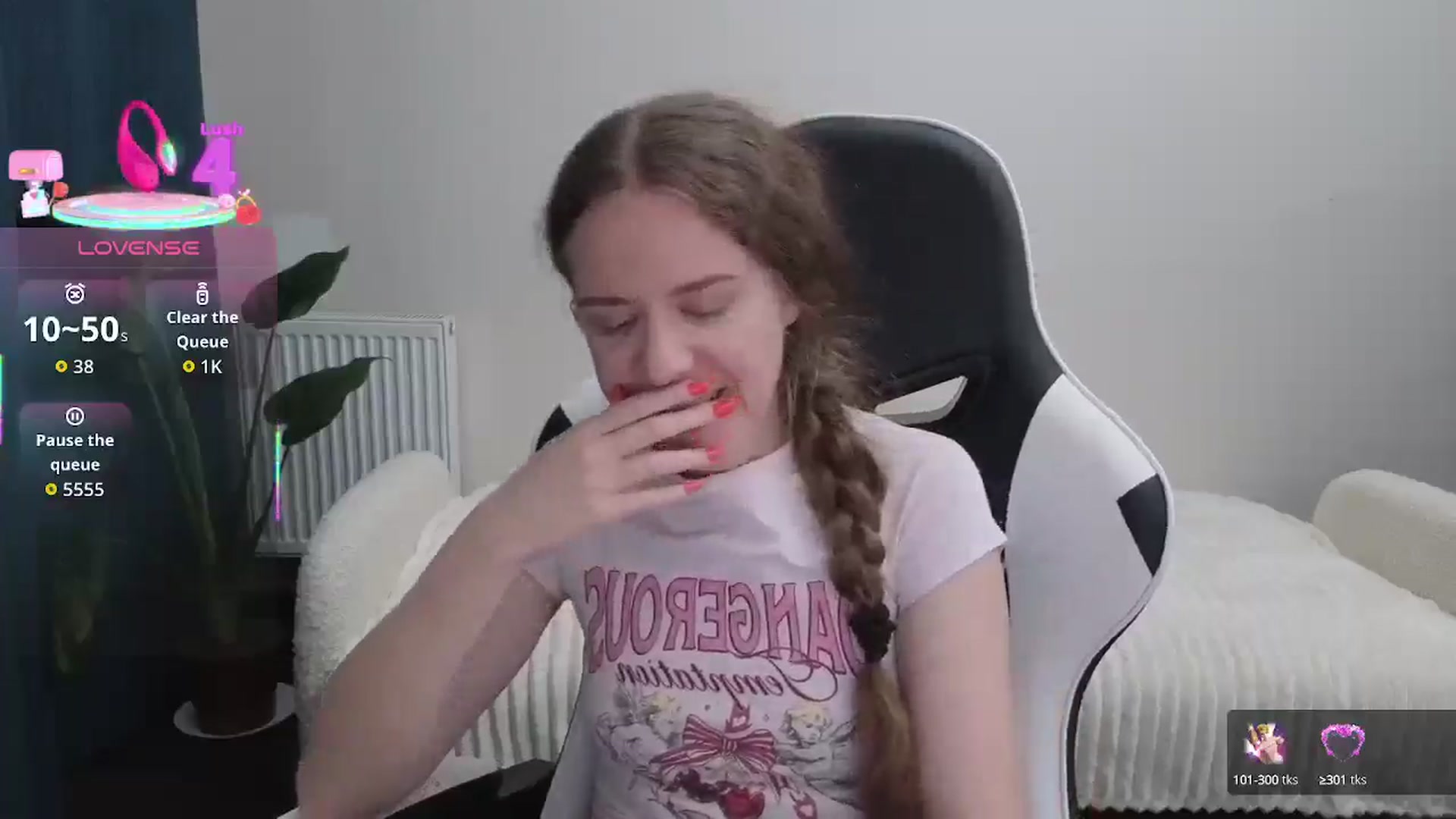 Gallery image thumbnail from BlueFlowerr's myfreecams stream on, 10/03/2025, 19:06 image 20 of 20