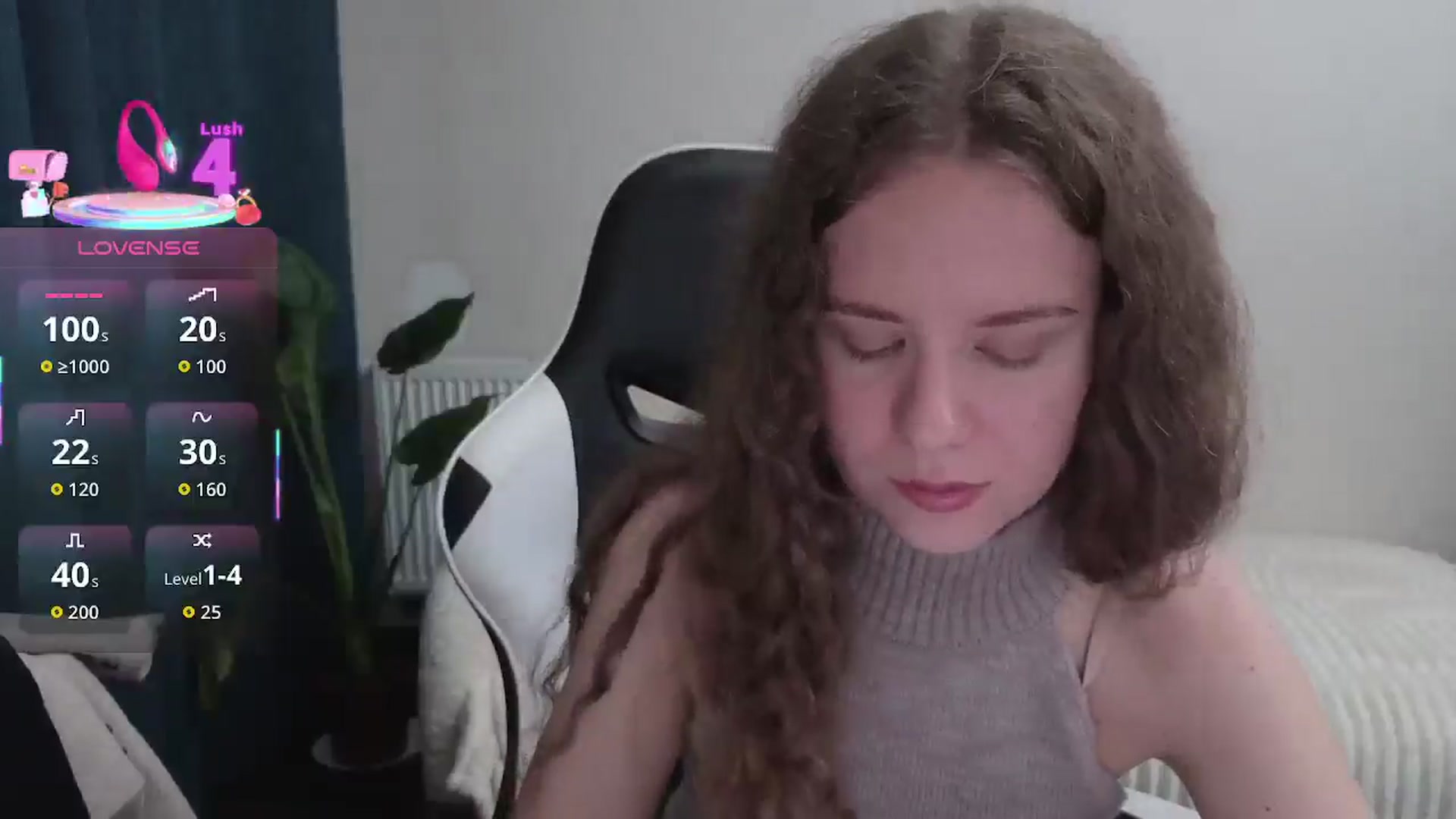 Gallery image thumbnail from BlueFlowerr's myfreecams stream on, 10/04/2025, 16:37 image 14 of 20